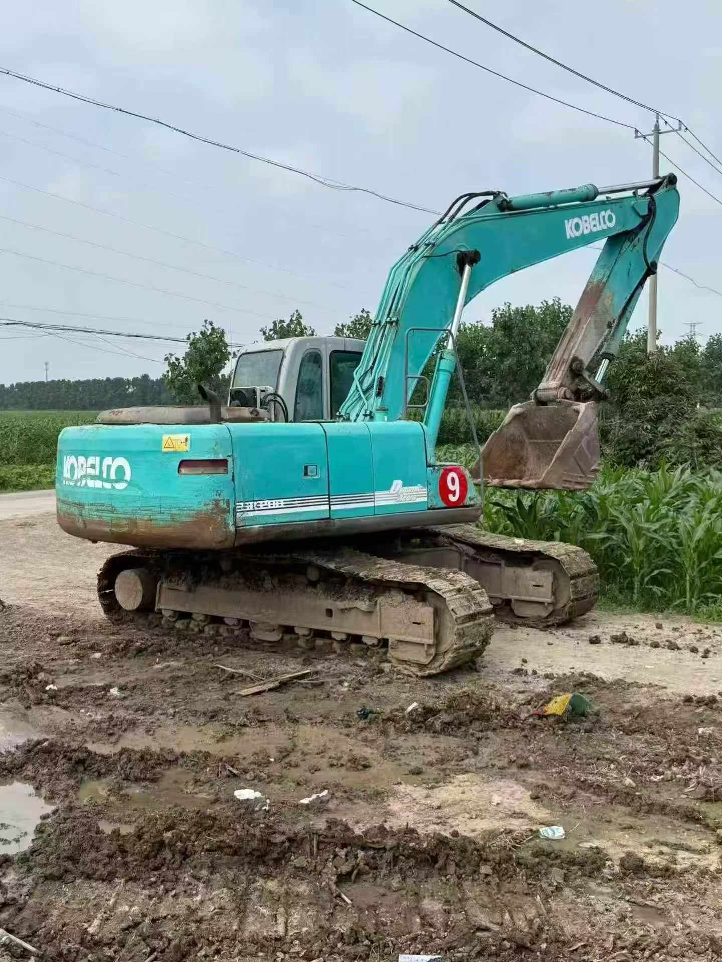 Купить Подержанный Экскаватор Kobelco SK200-6E / 3