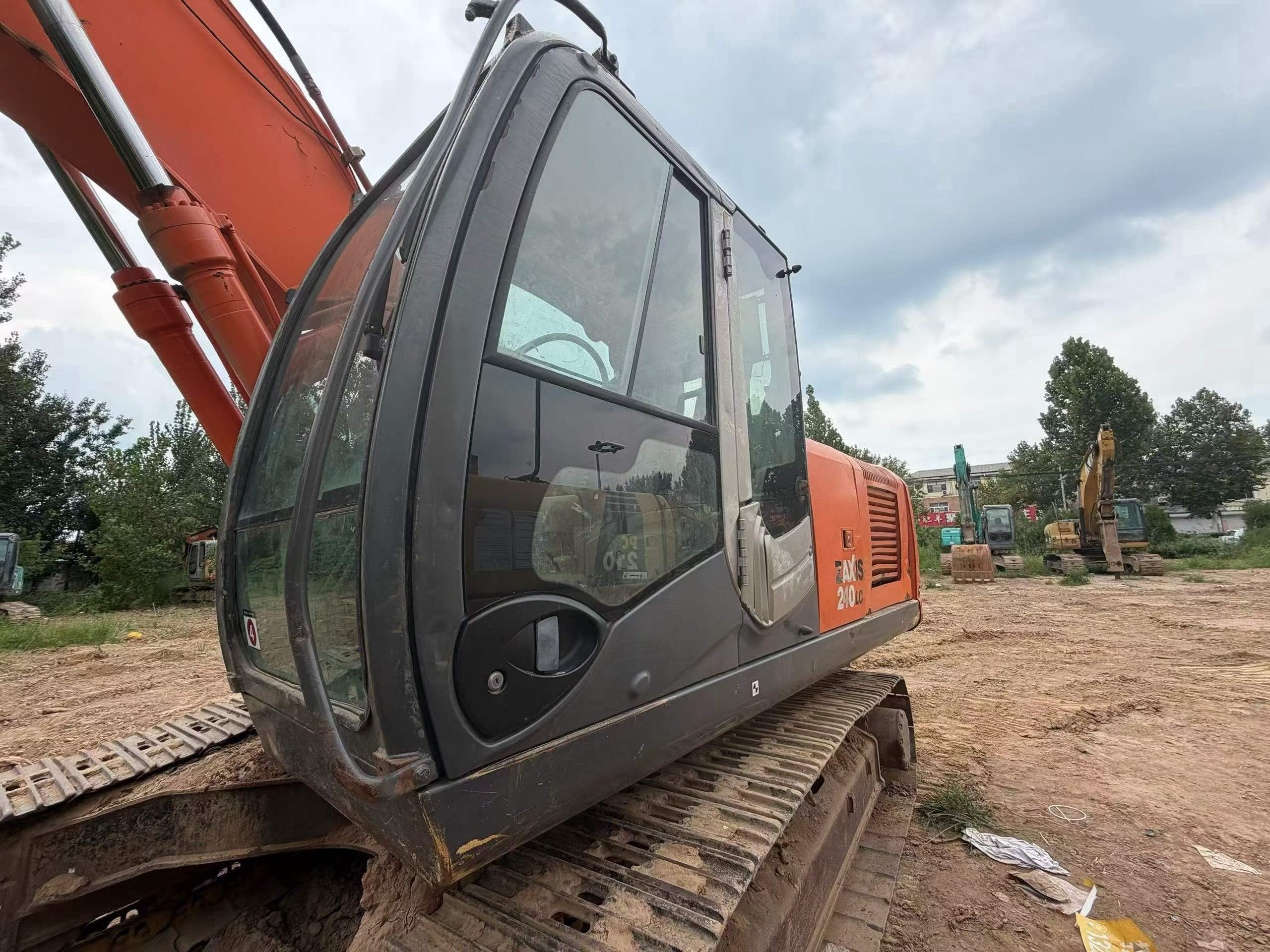 Buy Hitachi ZX210LC-3 Used Excavator