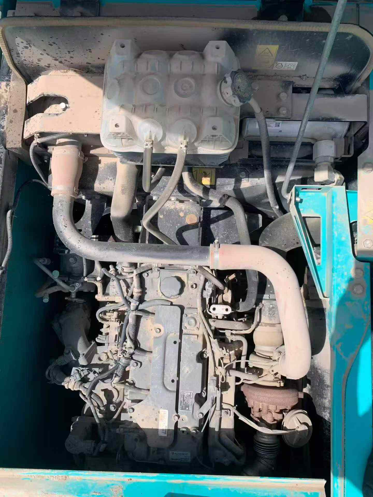 شراء حفارة Kobelco SK130-8 مستعملة / 5