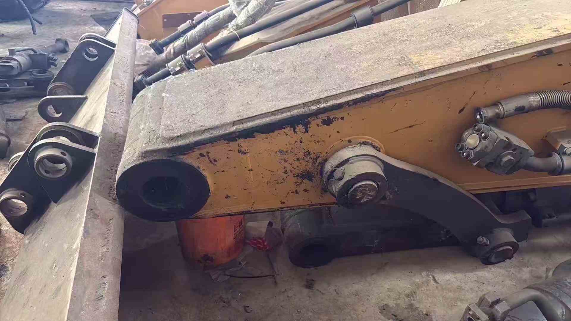 Compre Excavadora XCMG XE500C Usada / 4