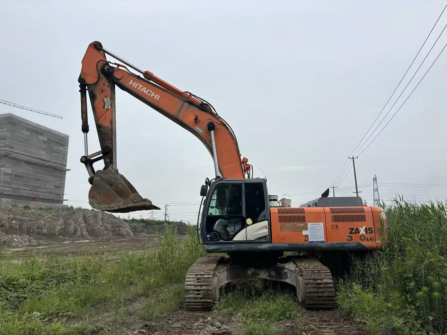 Buy Hitachi ZX330LC-5B Used Excavator / 2 Buy Hitachi ZX330LC-5B Used Excavator / 2