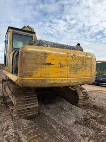 Buy Komatsu PC210-8 Used Excavator / 2 Buy Komatsu PC210-8 Used Excavator / 2