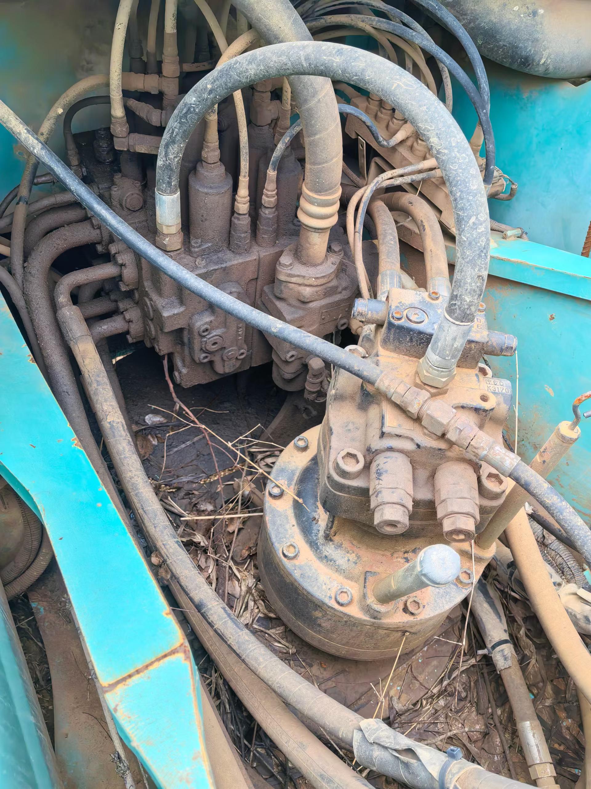 Купить Подержанный Экскаватор Kobelco SK200-11 / 3