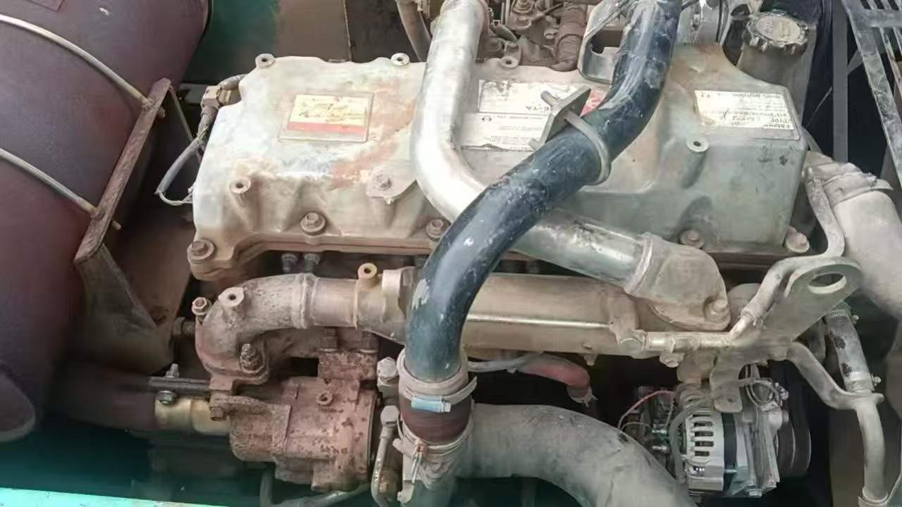 شراء حفارة Kobelco SK200 مستعملة / 7