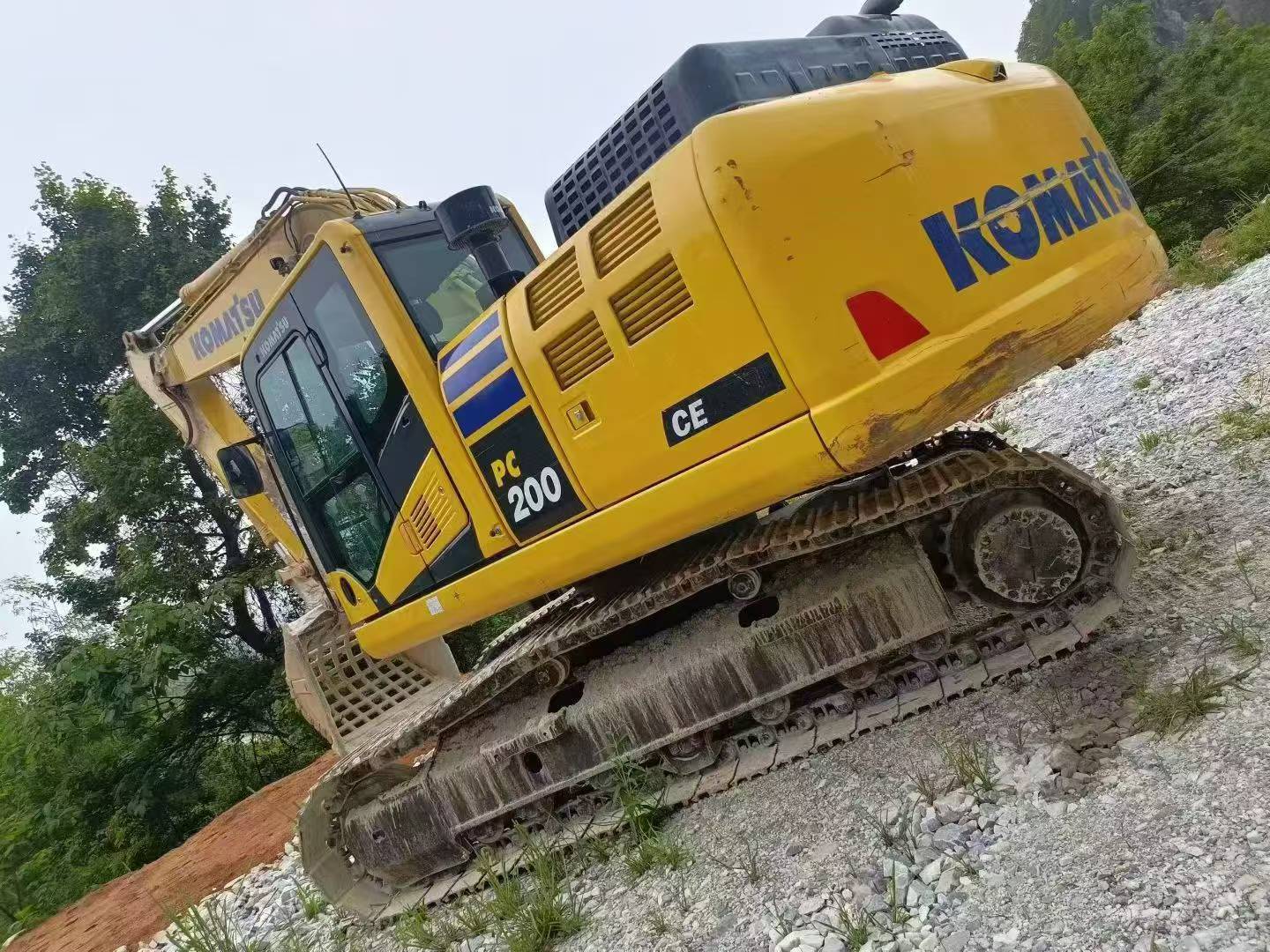 Comprar Komatsu PC200 Usado Escavadeira