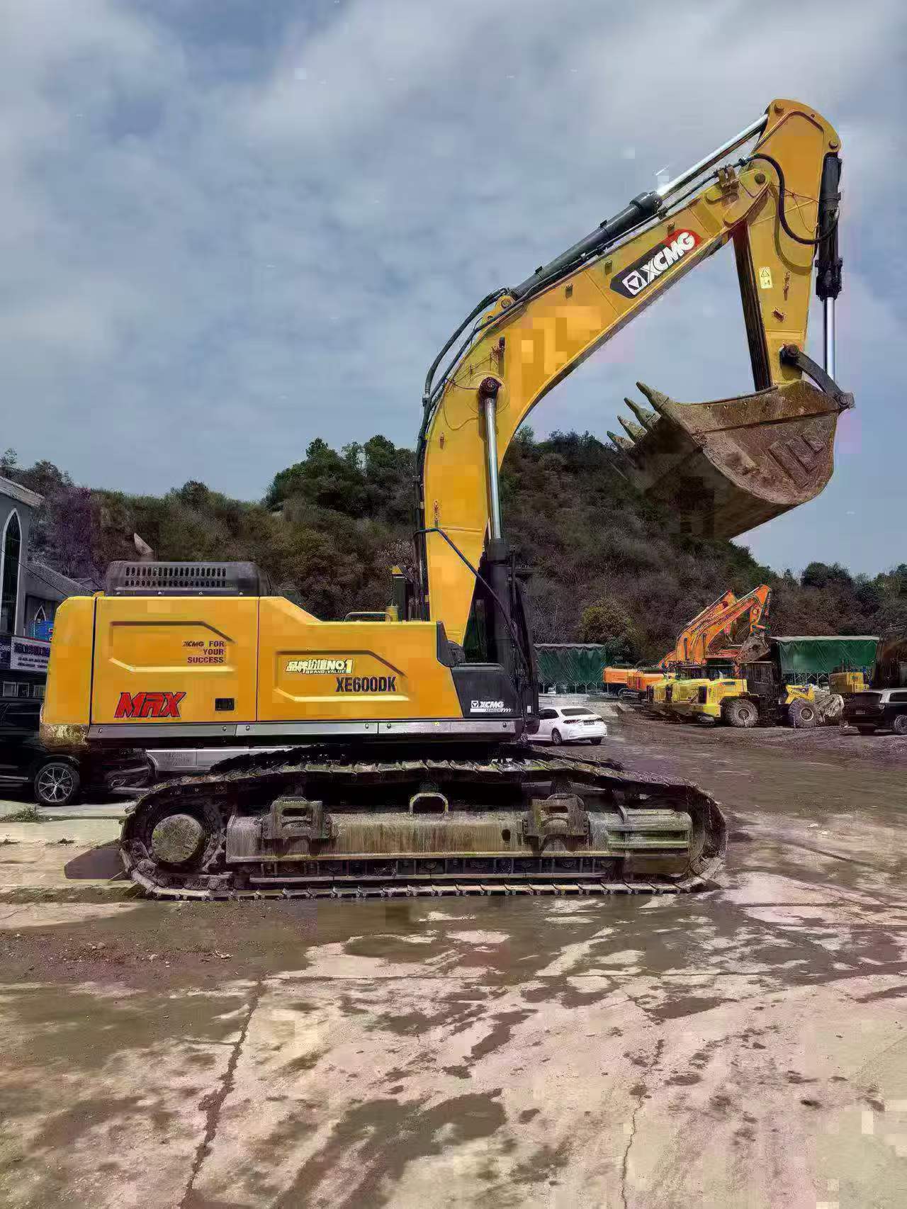 شراء XCMG LW600E مستعمل حفارة
