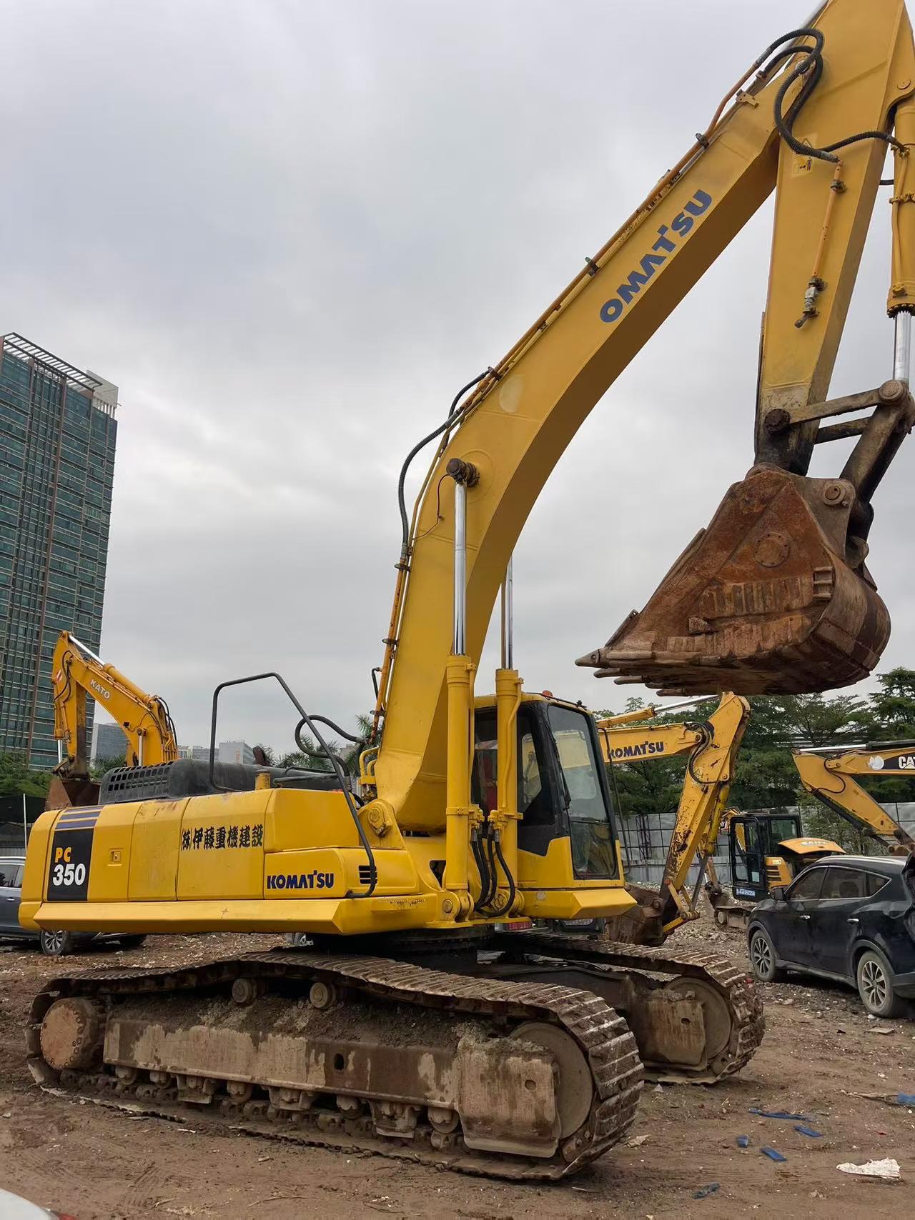 Купить Подержанный Экскаватор Komatsu PC350-7 / 6