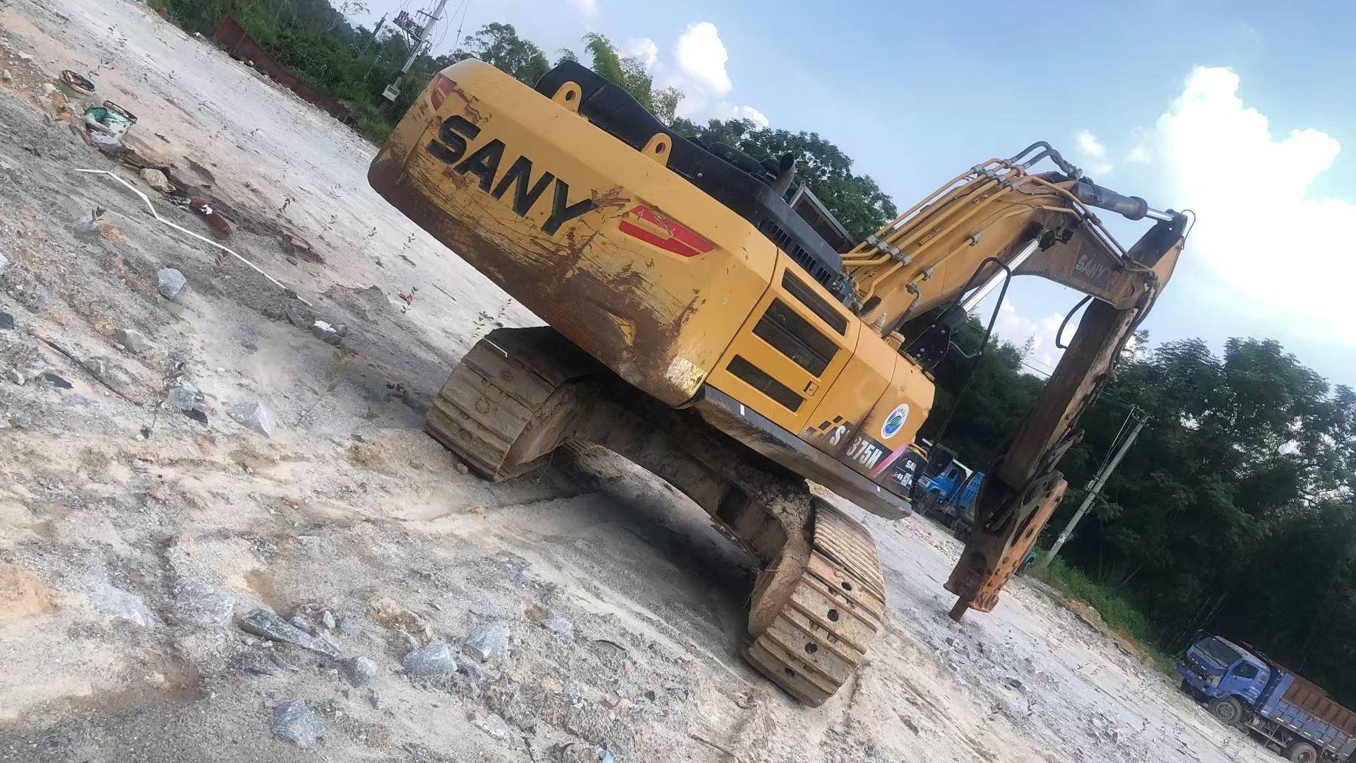 Buy Sany SY375H Used Excavator / 2 Buy Sany SY375H Used Excavator / 2
