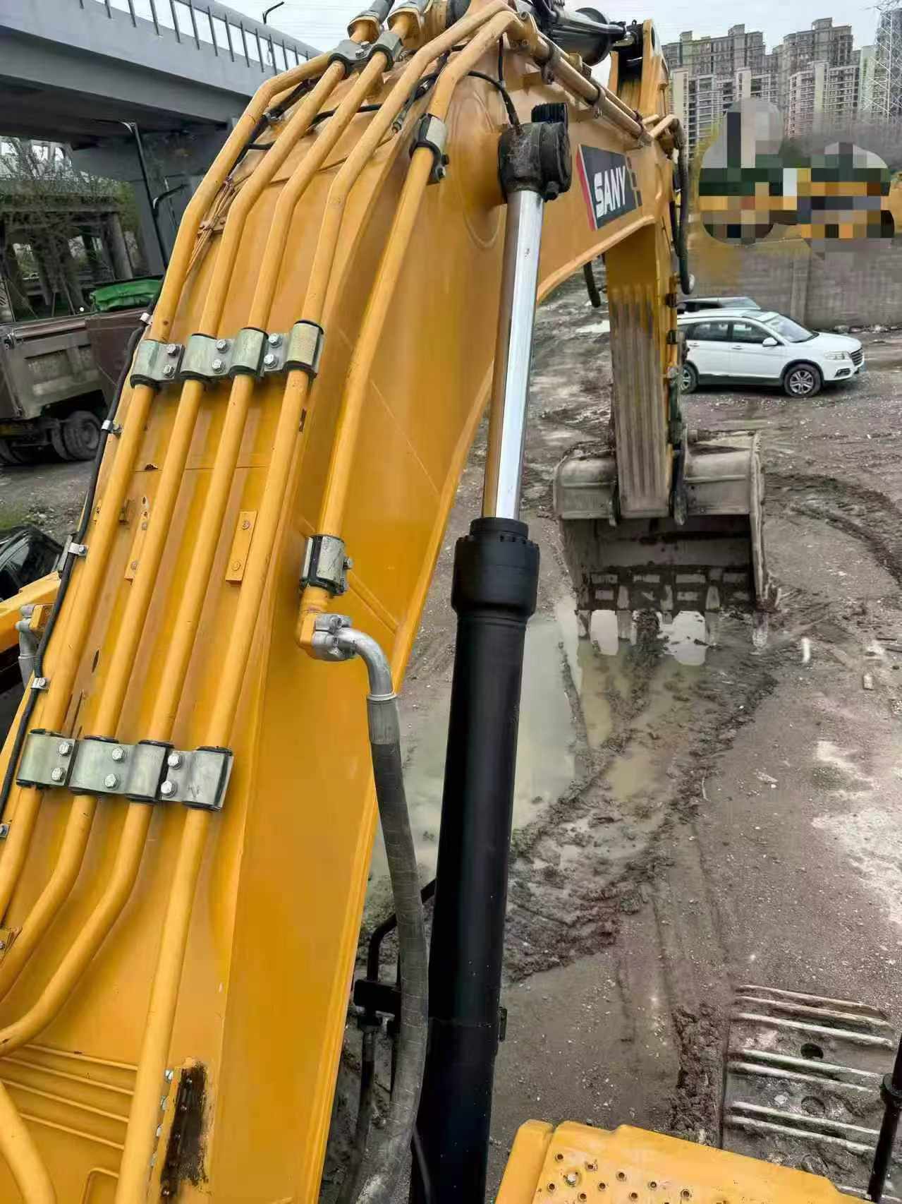 Buy Sany SY550H Used Excavator / 9