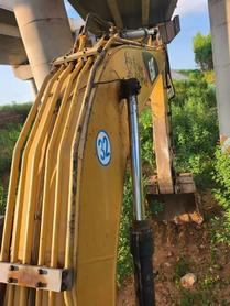 Buy Caterpillar 320D Used Excavator / 2 Buy Caterpillar 320D Used Excavator / 2