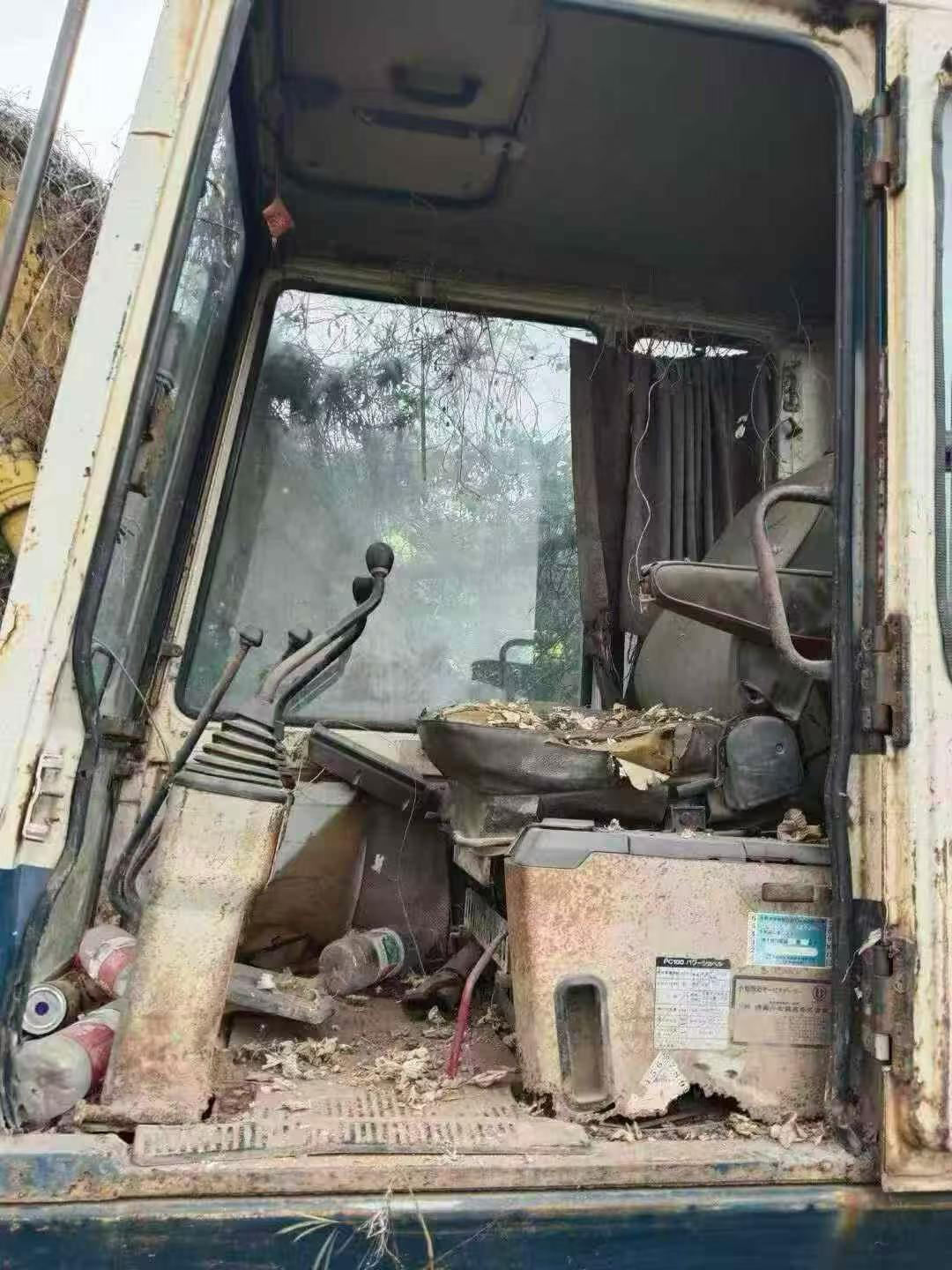 Compre Excavadora Komatsu PC120-5 Usada / 5 Compre Excavadora Komatsu PC120-5 Usada / 5