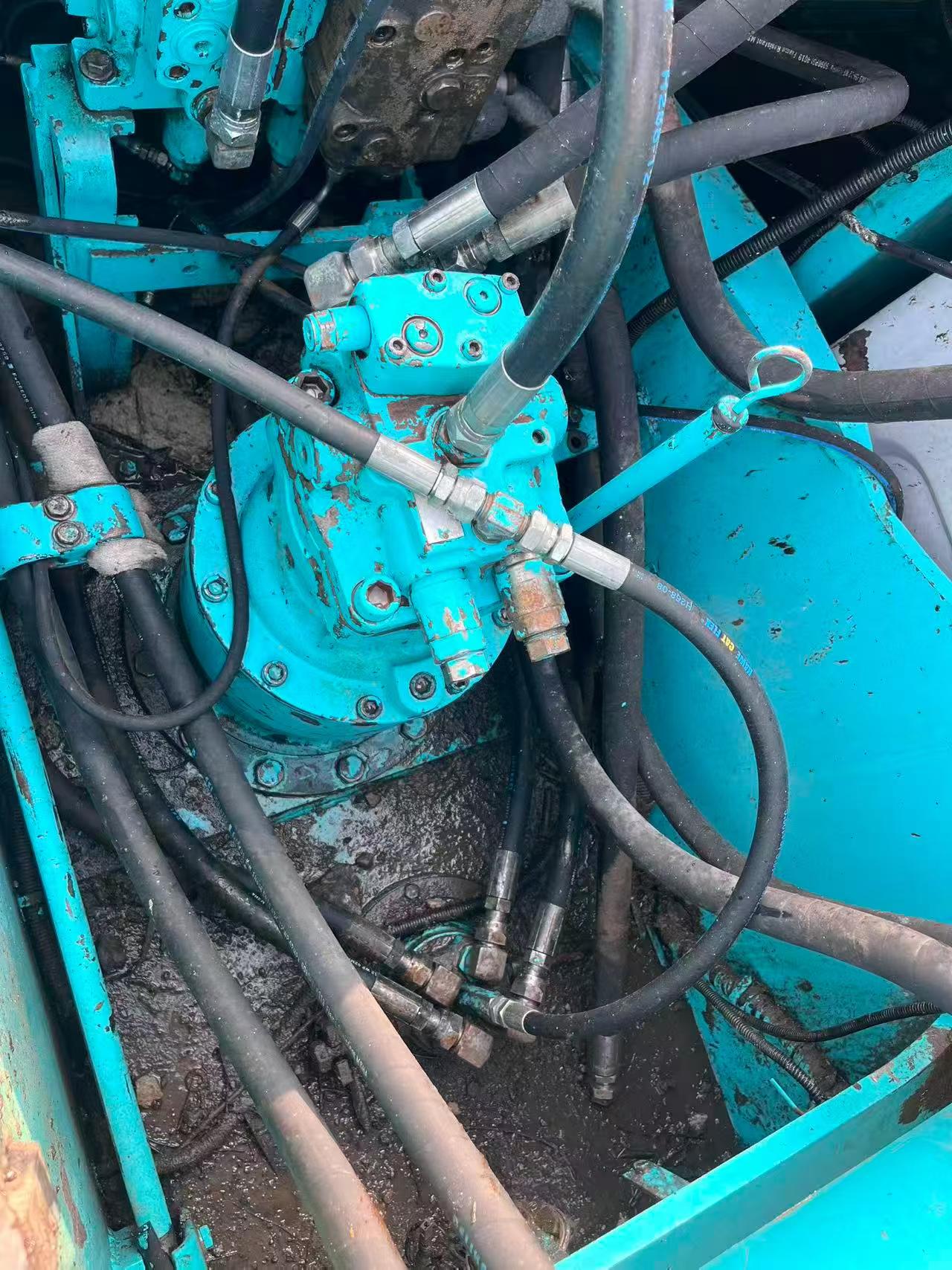 Купить Подержанный Экскаватор Kobelco SK200-6E / 6