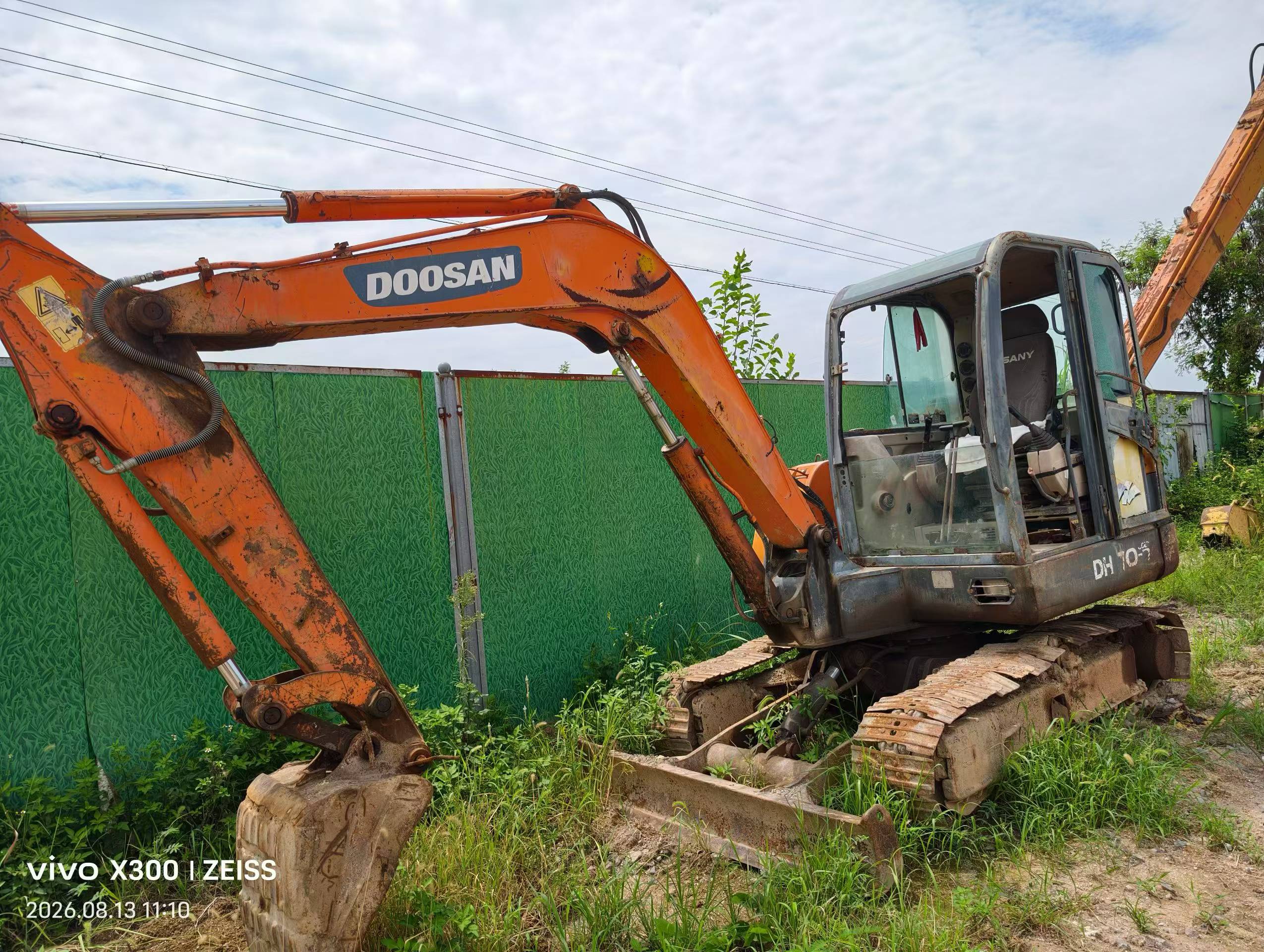 Compre Escavadeira Doosan DH60-7 Usada / 2 Compre Escavadeira Doosan DH60-7 Usada / 2