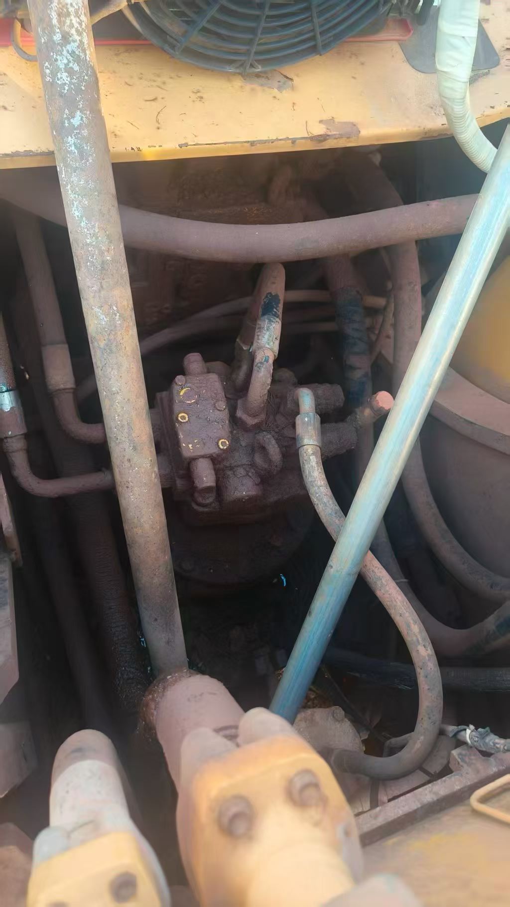 Buy Sany SY215C-8 Used Excavator / 5