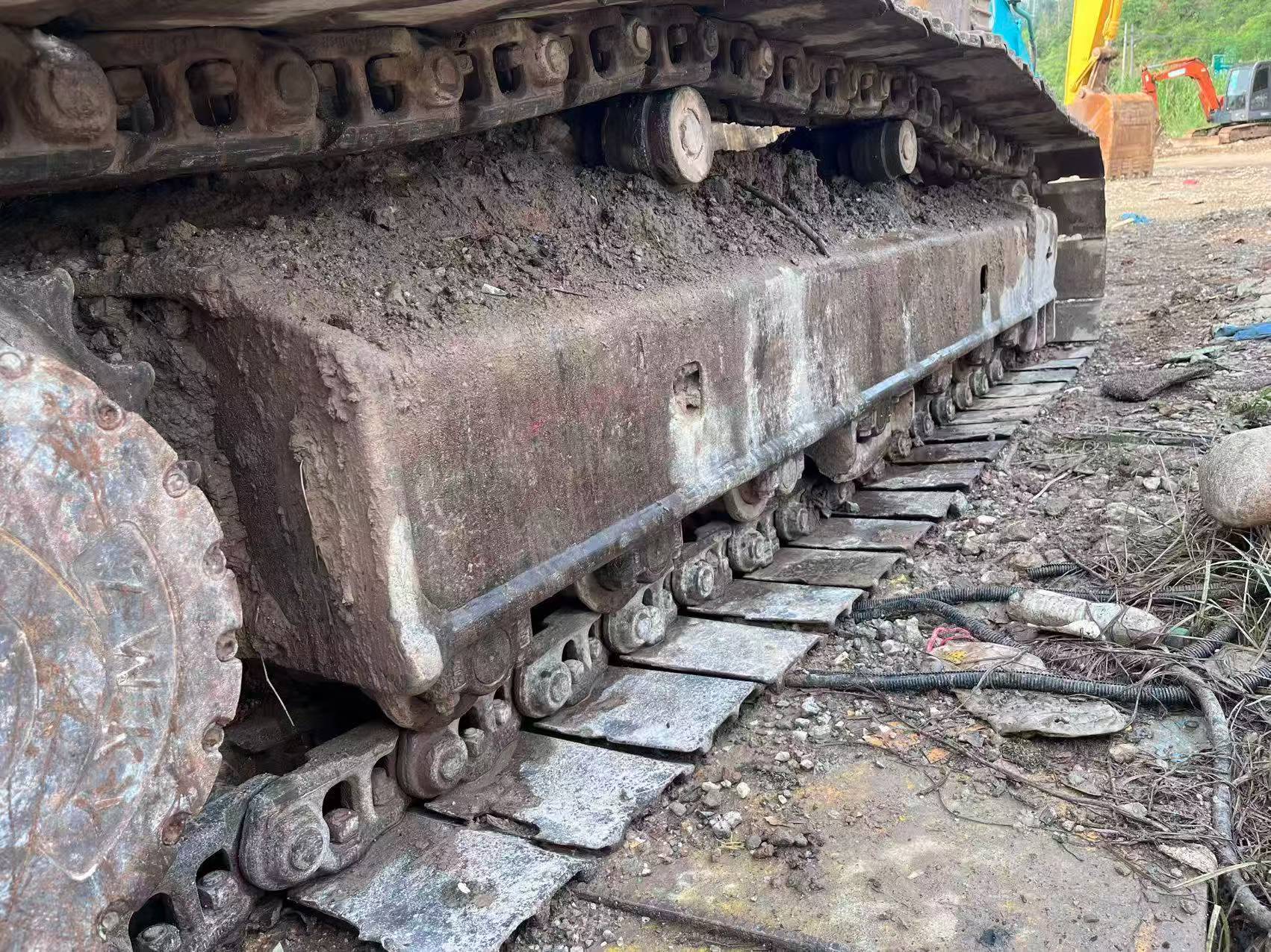 Купить Подержанный Экскаватор Kobelco SK200-6E / 5