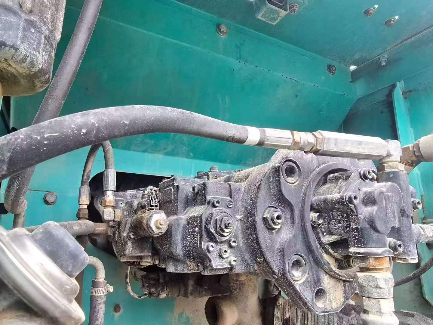 Купить Подержанный Экскаватор Kobelco SK350-8 / 7