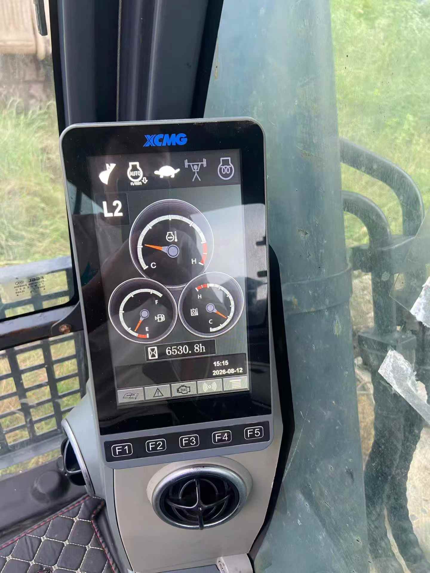 Compre Escavadeira XCMG XE370 Usada / 9