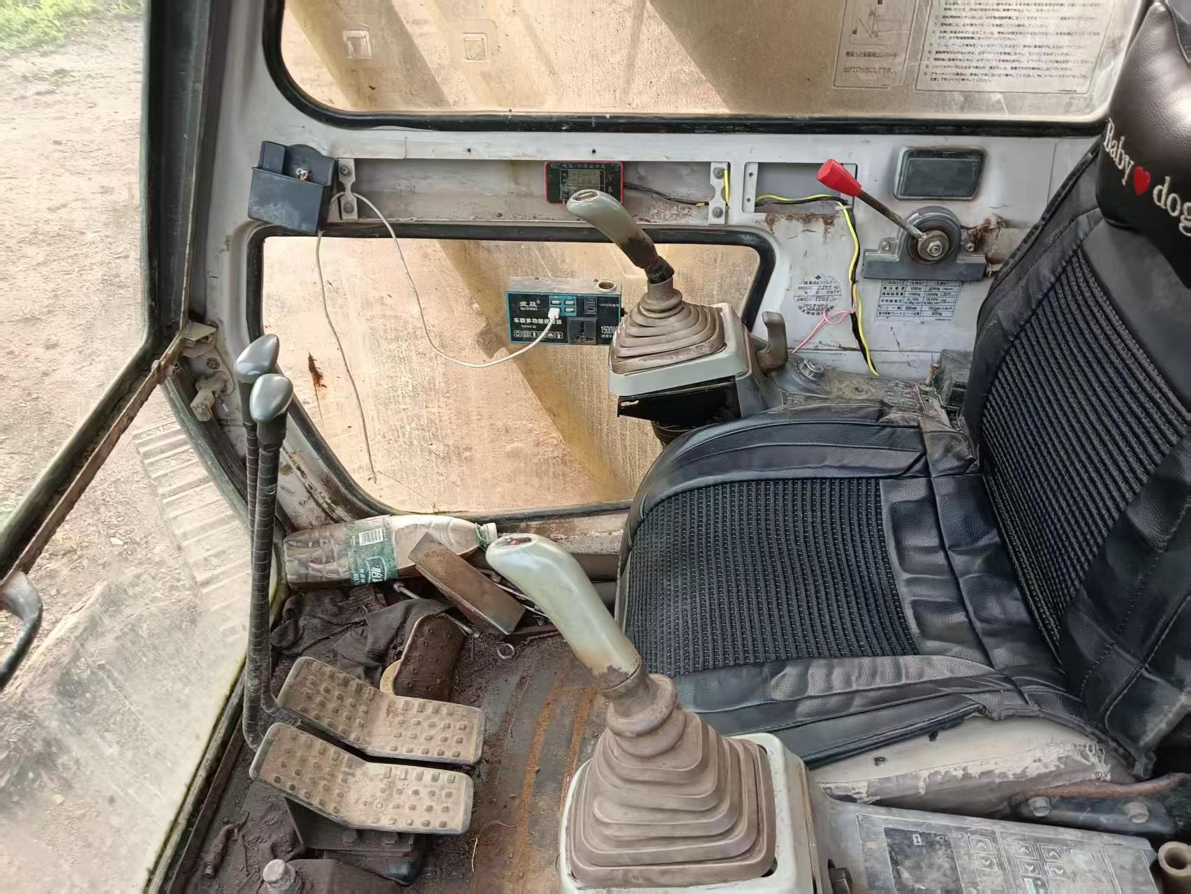 شراء حفارة Sumitomo SH120A2 مستعملة / 8