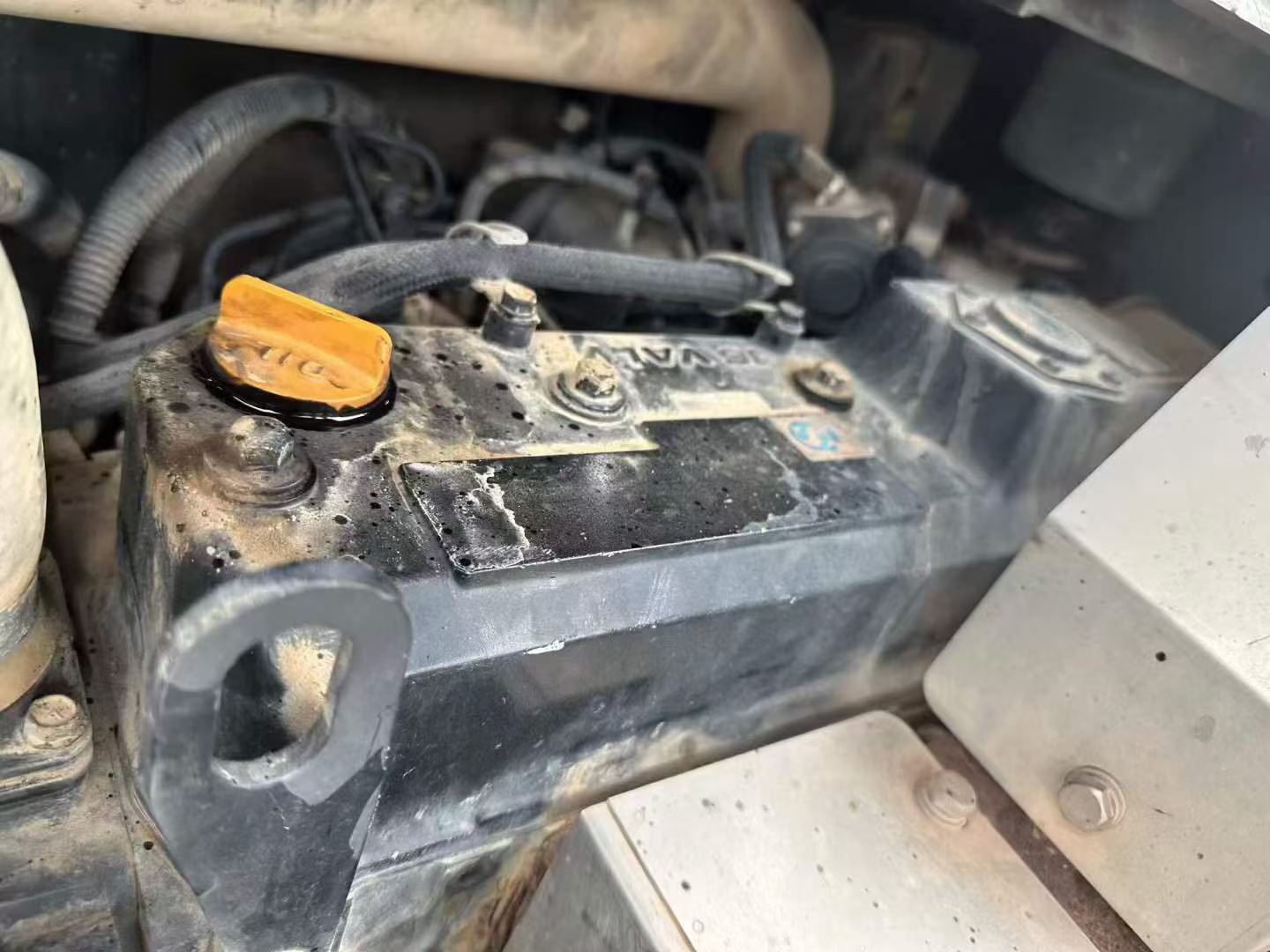 شراء حفارة Case CX80 مستعملة / 3