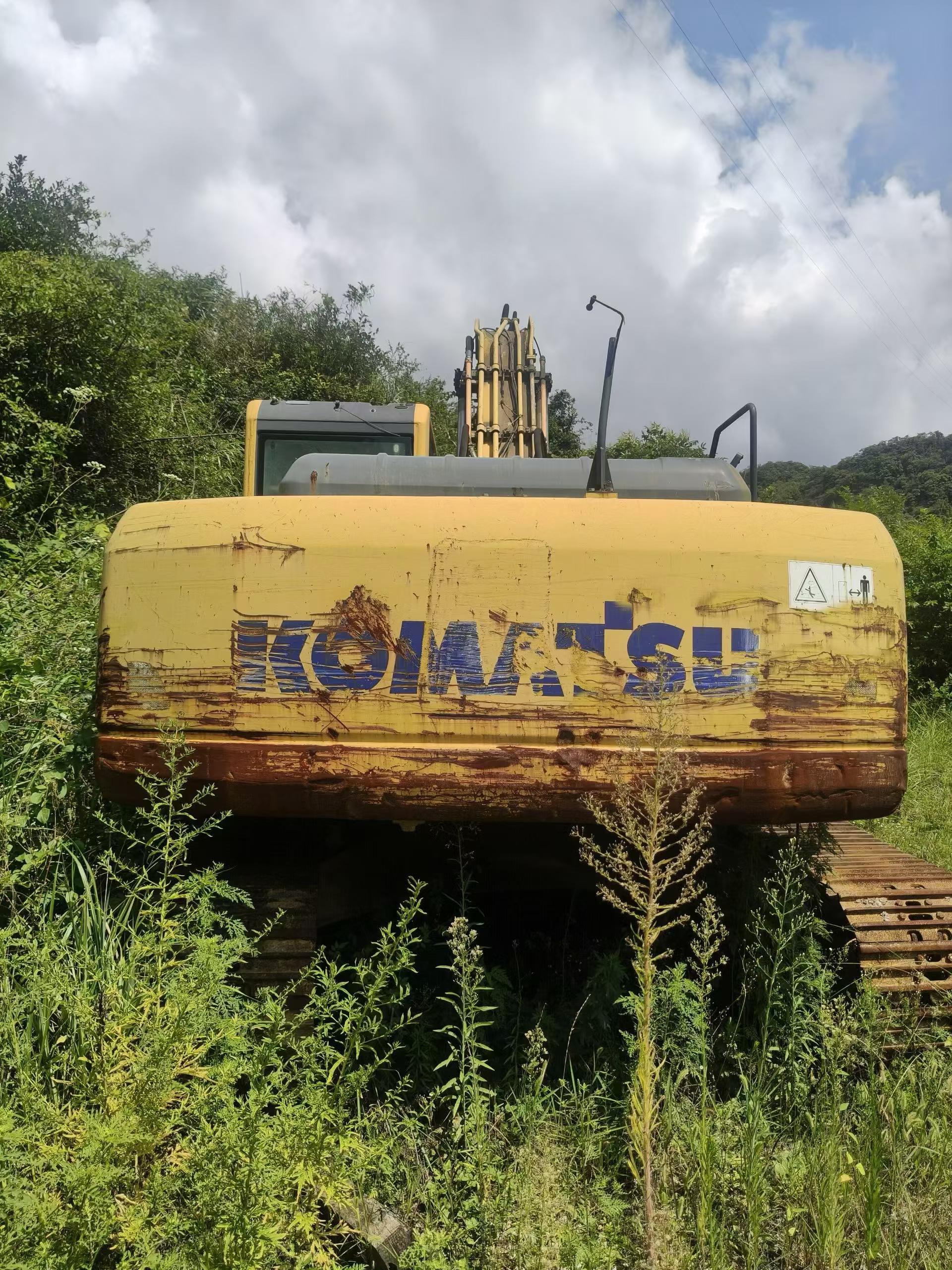 Compre Excavadora Komatsu PC240-6 Usada / 3 Compre Excavadora Komatsu PC240-6 Usada / 3