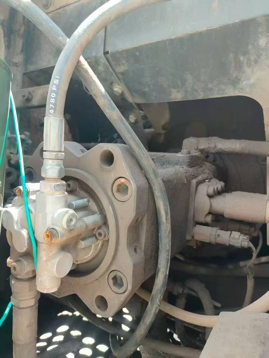 Buy Sumitomo SH210-5 Used Excavator / 3