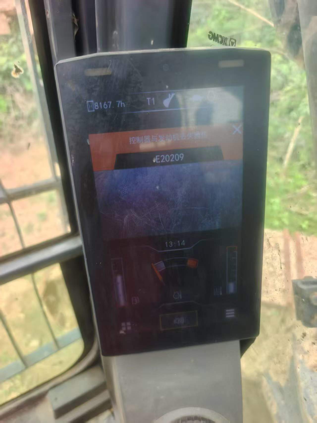 Buy XCMG XE690DK Used Excavator / 4