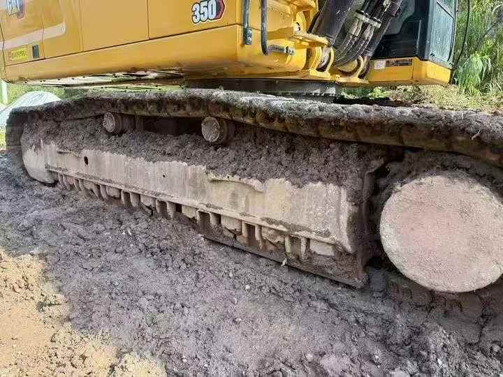 شراء حفارة Caterpillar 350L مستعملة / 3