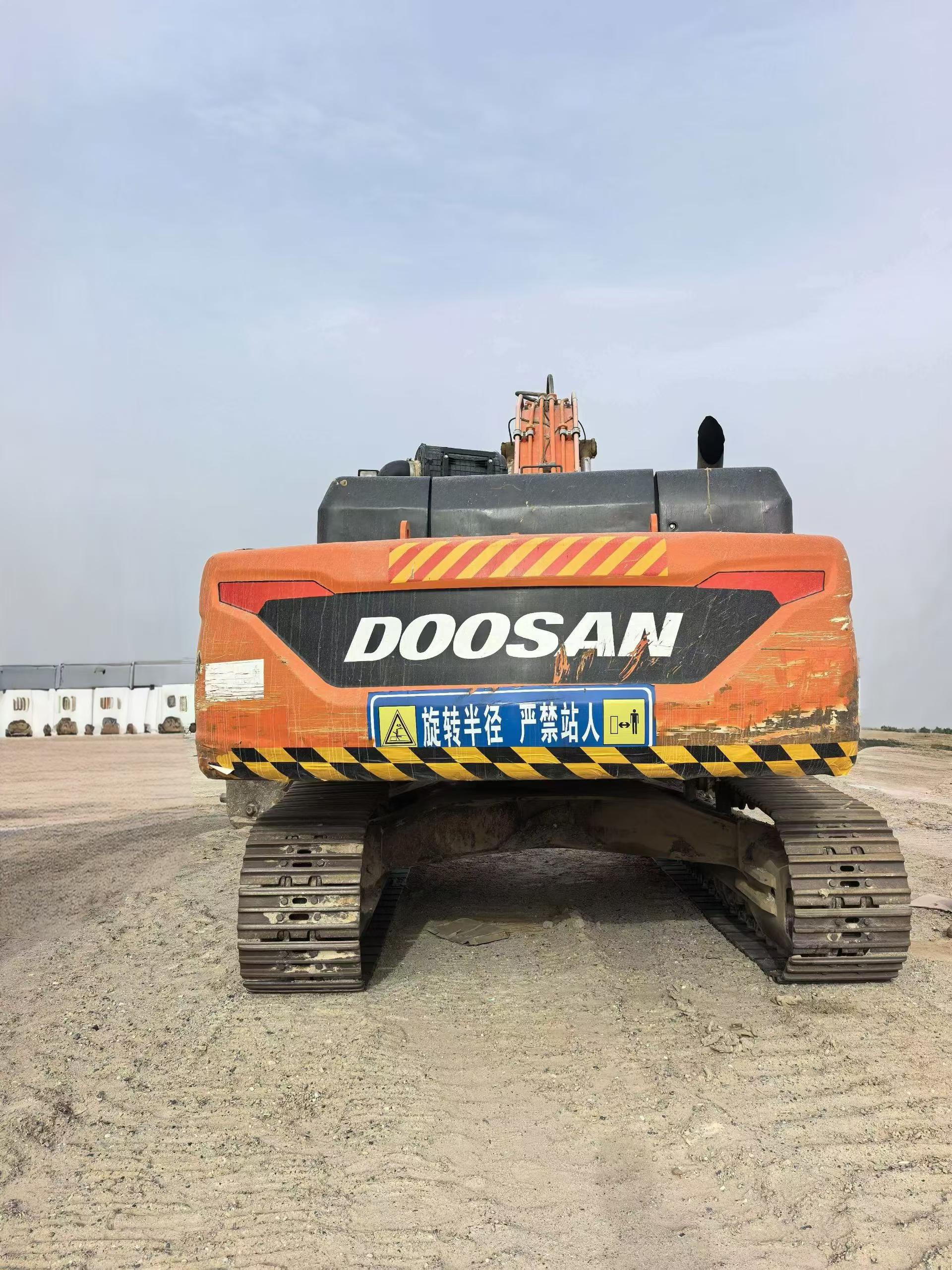 Buy Doosan DX380 Used Excavator / 2