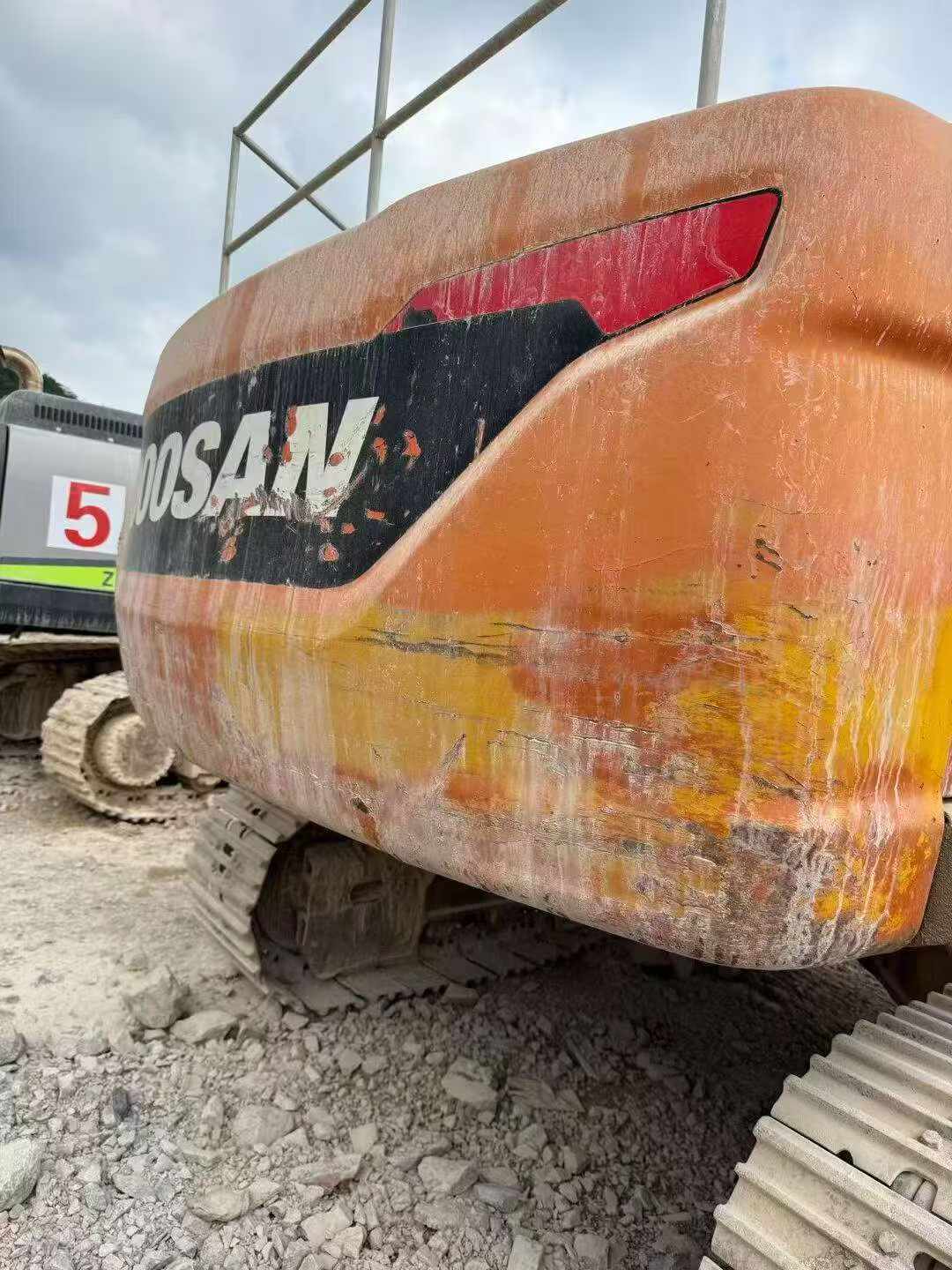 Купить Doosan DX230LC Подержанный Экскаватор Купить Doosan DX230LC Подержанный Экскаватор