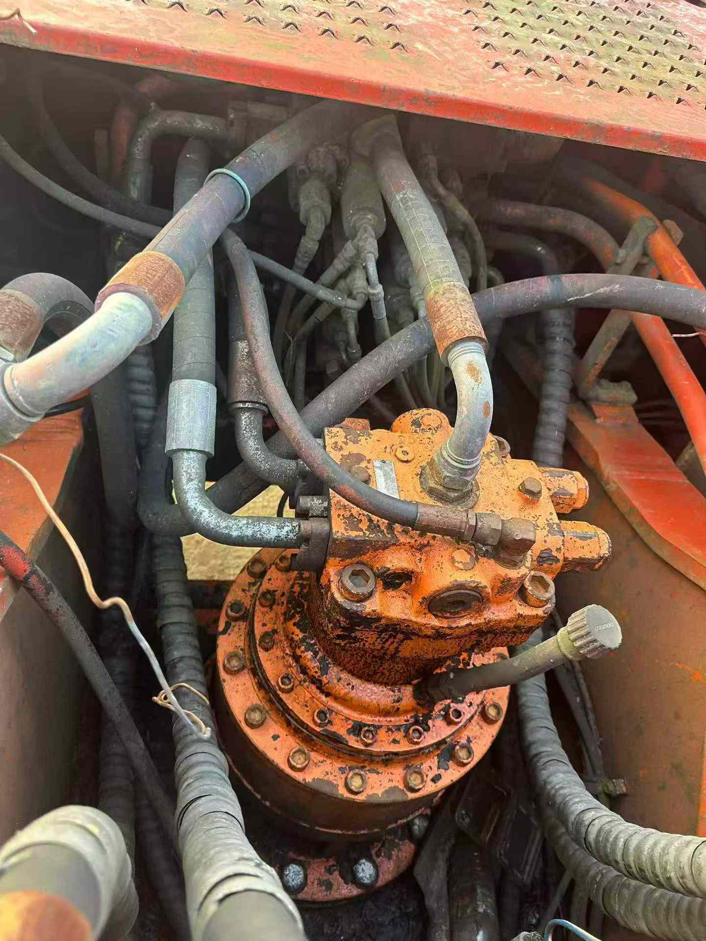 Compre Excavadora Doosan DH300-7 Usada / 3 Compre Excavadora Doosan DH300-7 Usada / 3