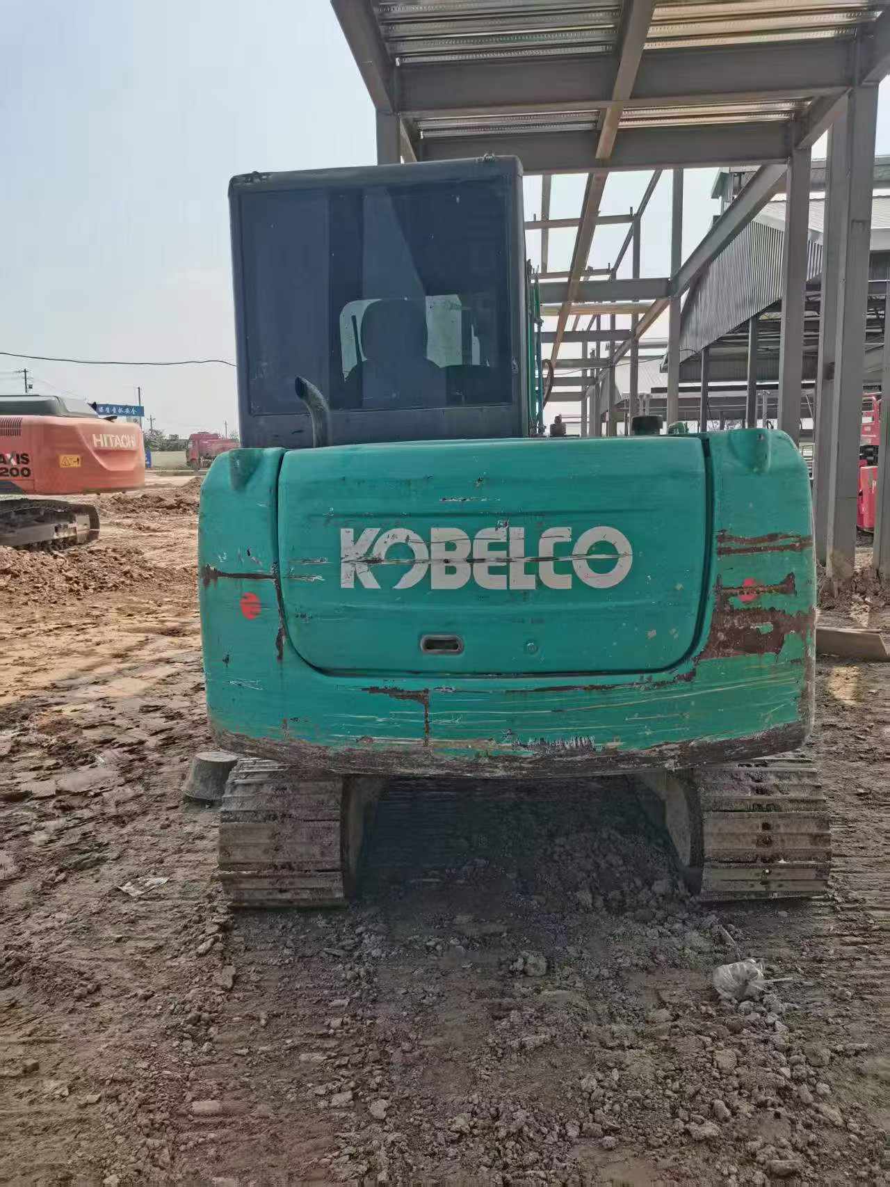 Compre Escavadeira Kobelco SK60 Usada / 2