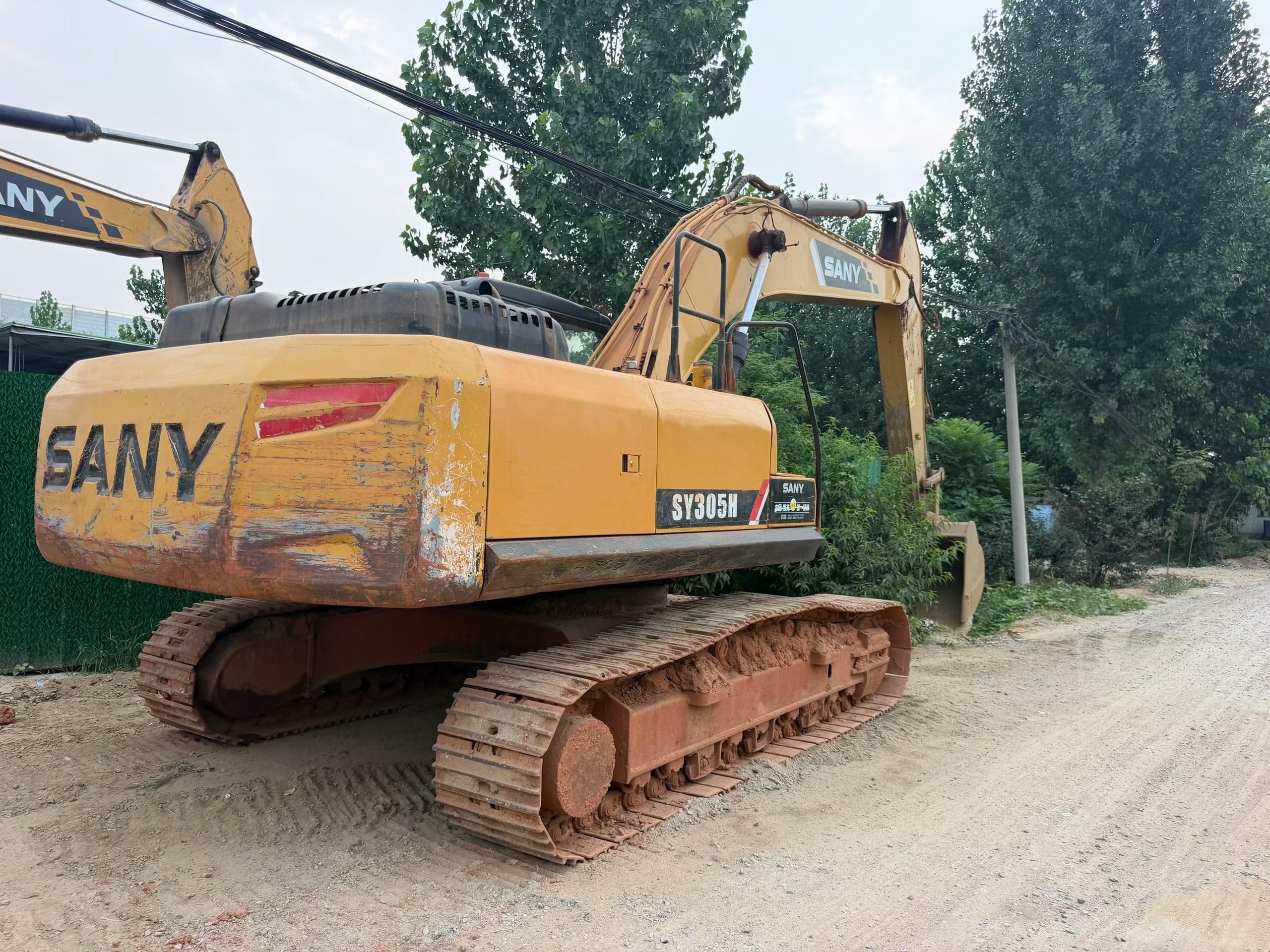 Buy Sany SY245H Used Excavator / 2