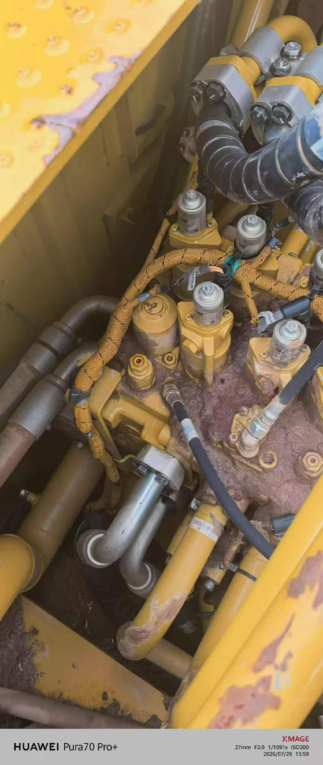 شراء حفارة Caterpillar 374D مستعملة / 6
