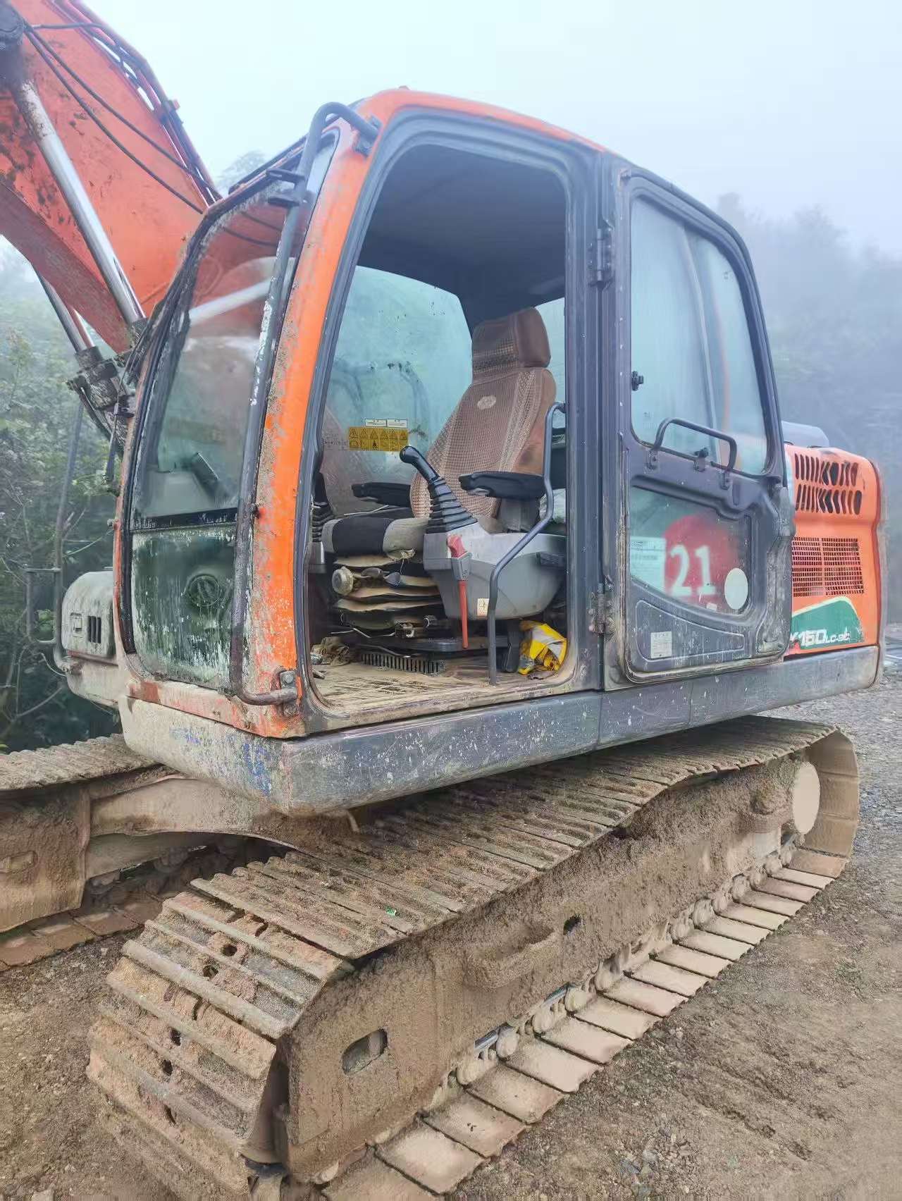 Compre Escavadeira Doosan S130W-3 Usada / 4 Compre Escavadeira Doosan S130W-3 Usada / 4