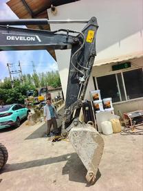 Buy Doosan DH60 Used Excavator / 9 Buy Doosan DH60 Used Excavator / 9