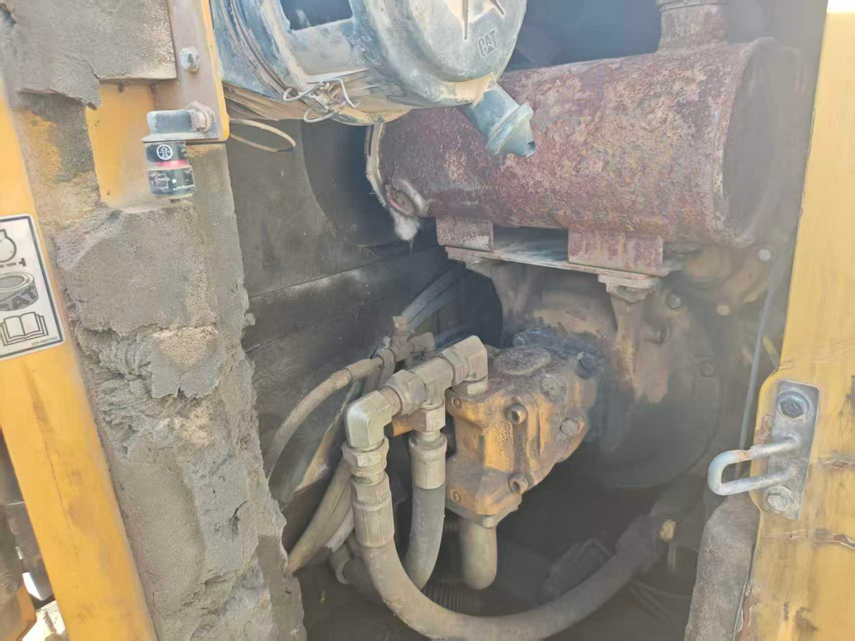 شراء حفارة Caterpillar 308B مستعملة / 4 شراء حفارة Caterpillar 308B مستعملة / 4