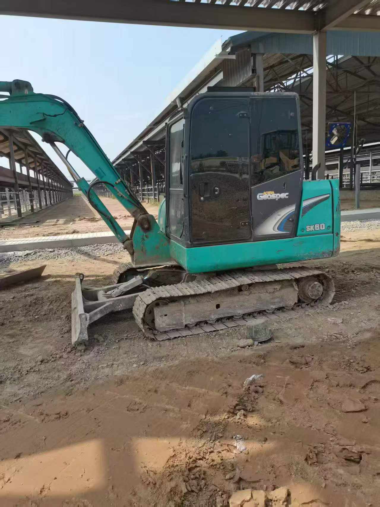 Buy Kobelco SK60 Used Excavator