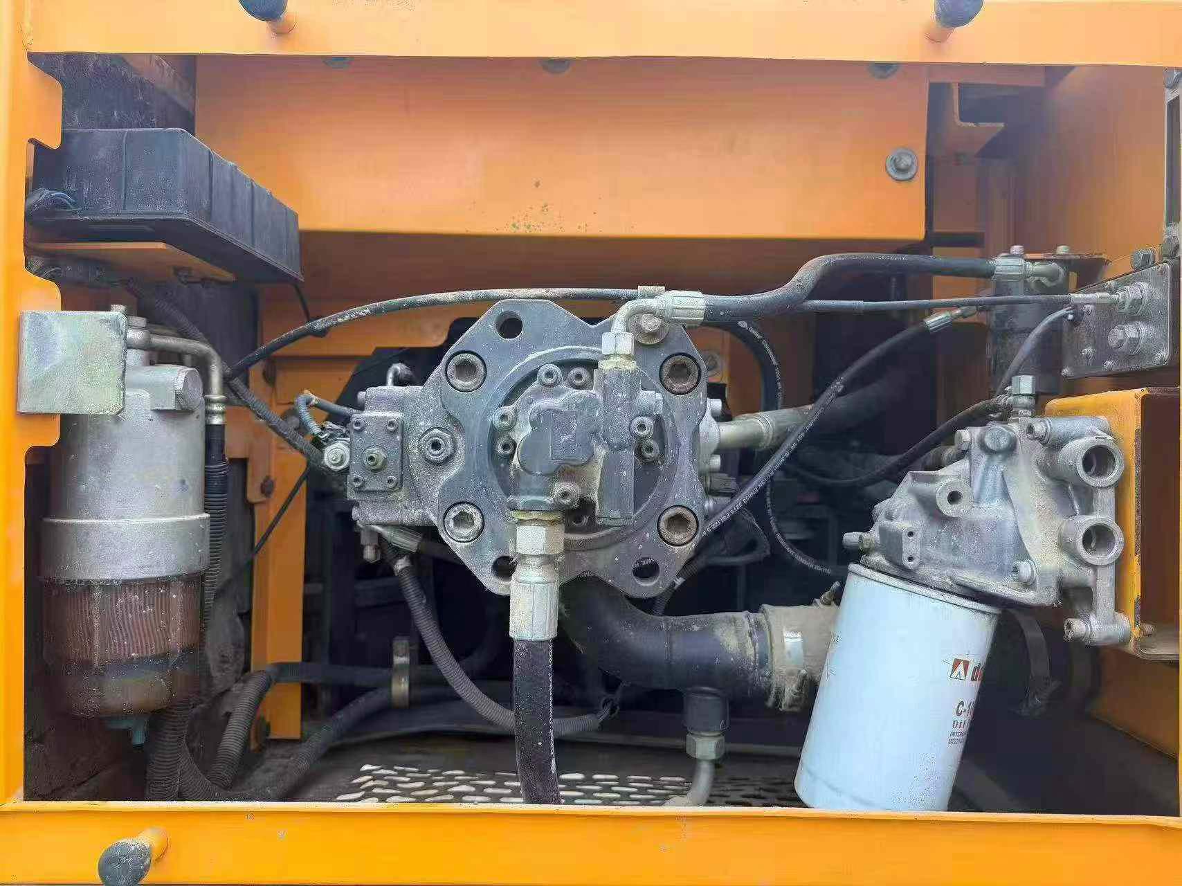 Купить Подержанный Экскаватор Sany SY225C-8 / 6 Купить Подержанный Экскаватор Sany SY225C-8 / 6