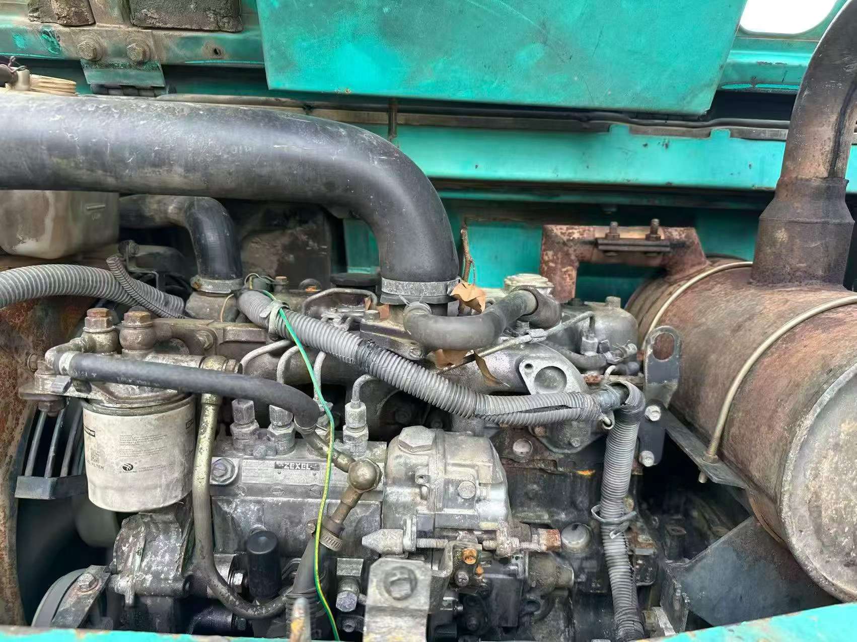 Compre Escavadeira Kobelco SK115SR Usada / 3