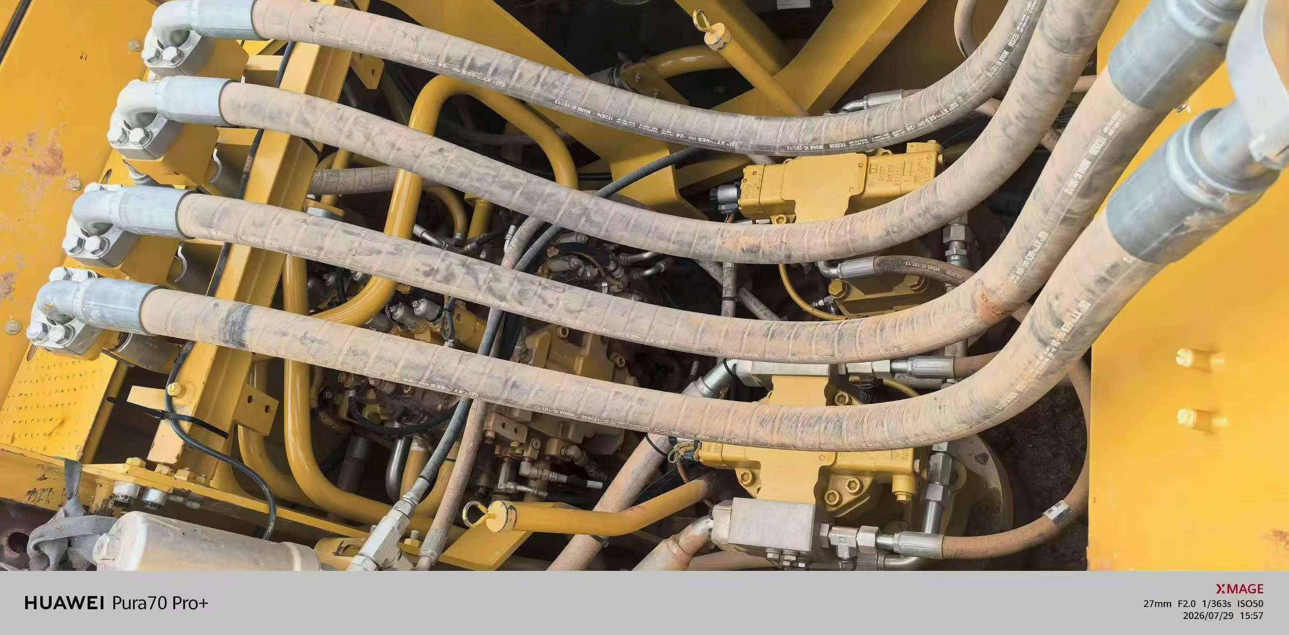 شراء حفارة Caterpillar 374D مستعملة / 5