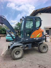 Buy Doosan DH60 Used Excavator / 8 Buy Doosan DH60 Used Excavator / 8