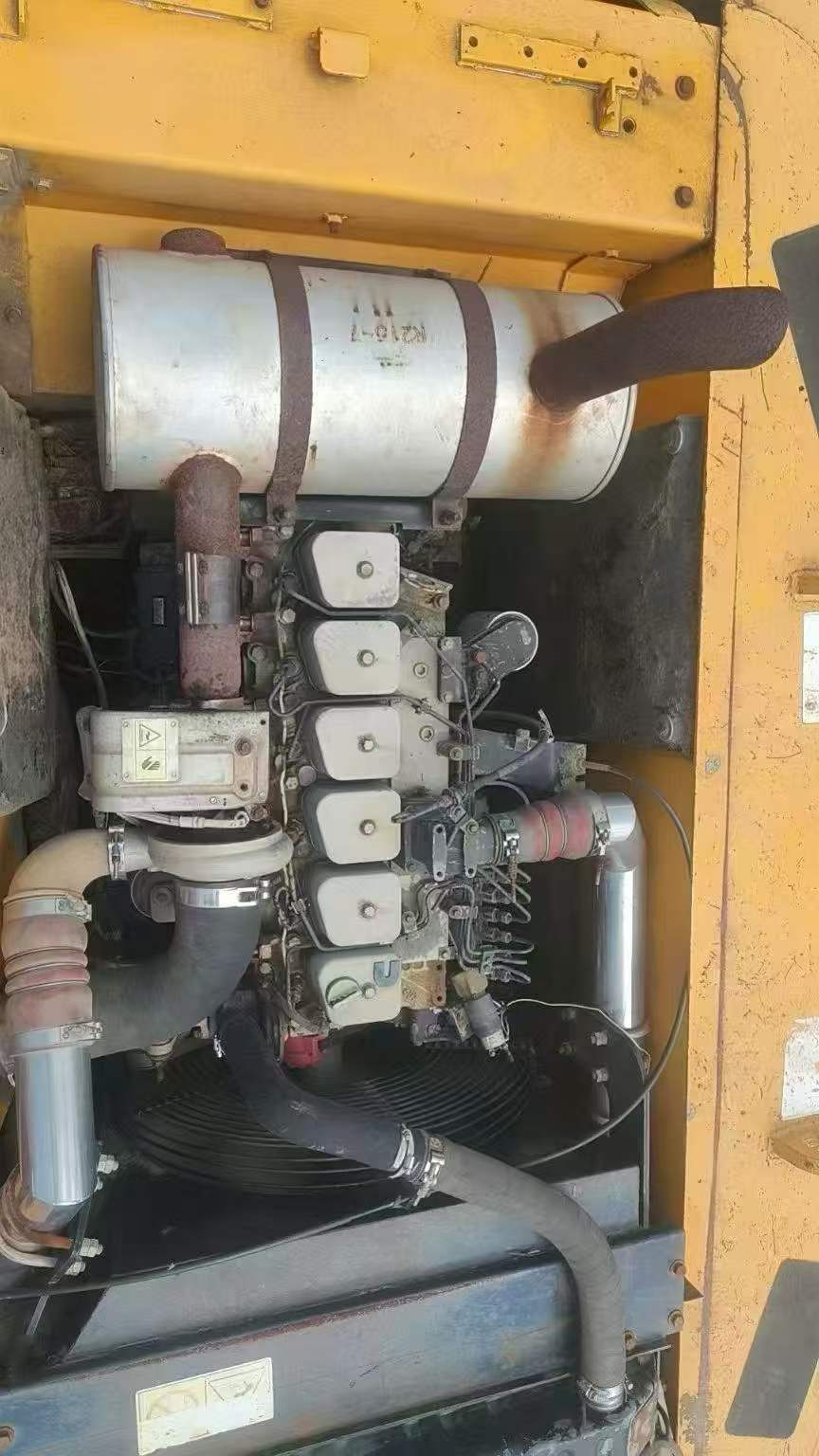 Compre Excavadora Hyundai R215-7C Usada / 6