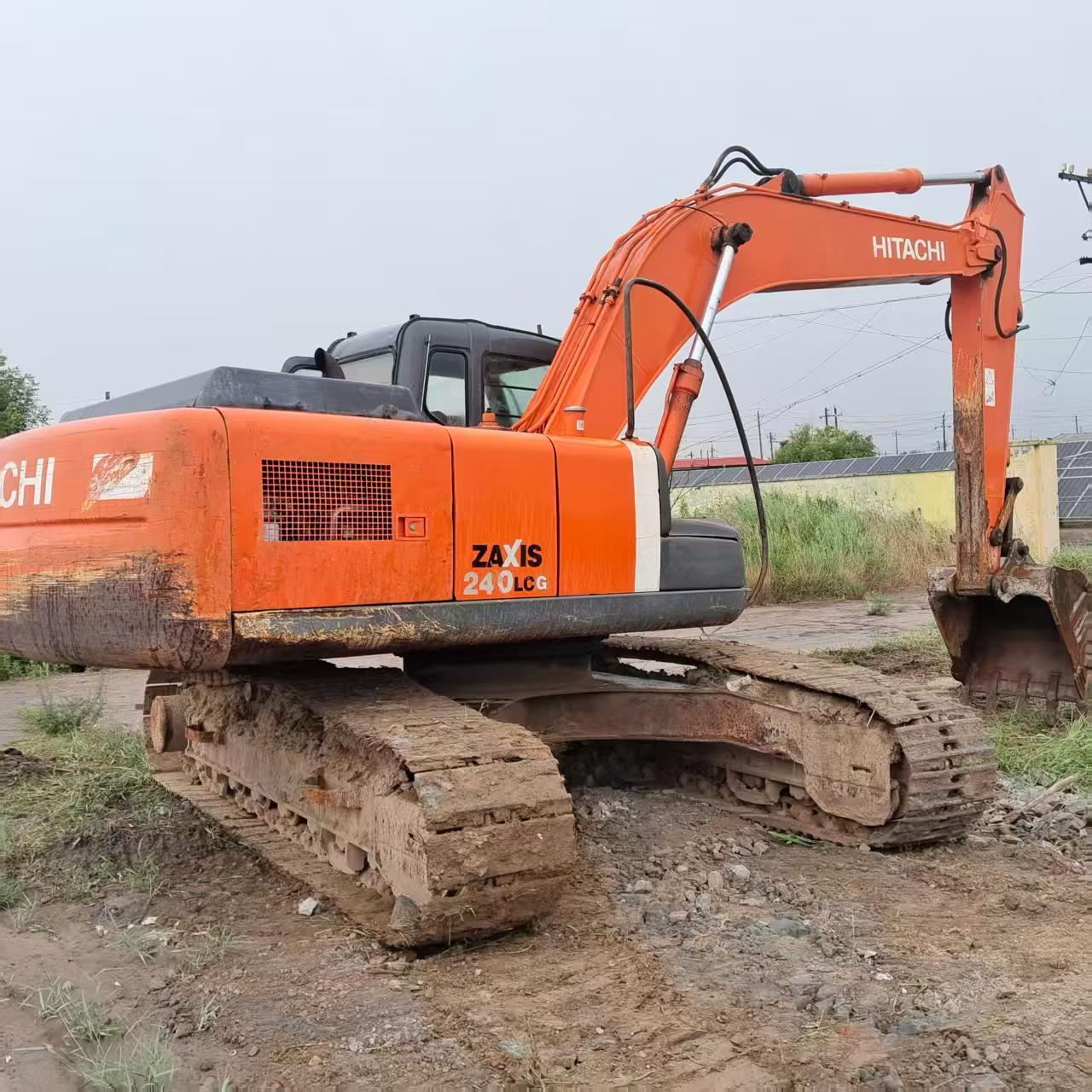Buy Hitachi EX210LC Used Excavator / 2
