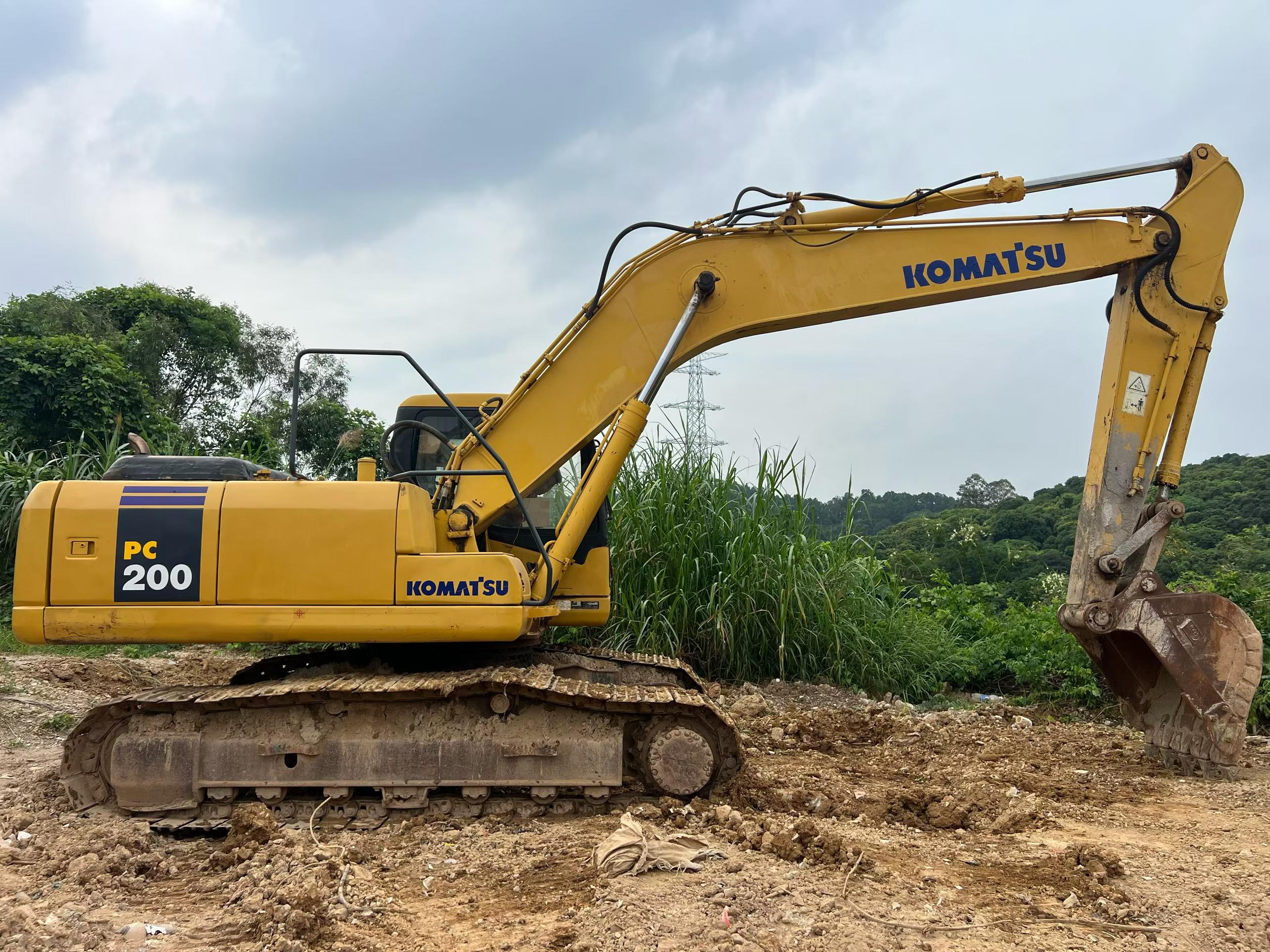 Acheter Komatsu PC200-7 D'occasion Pelle