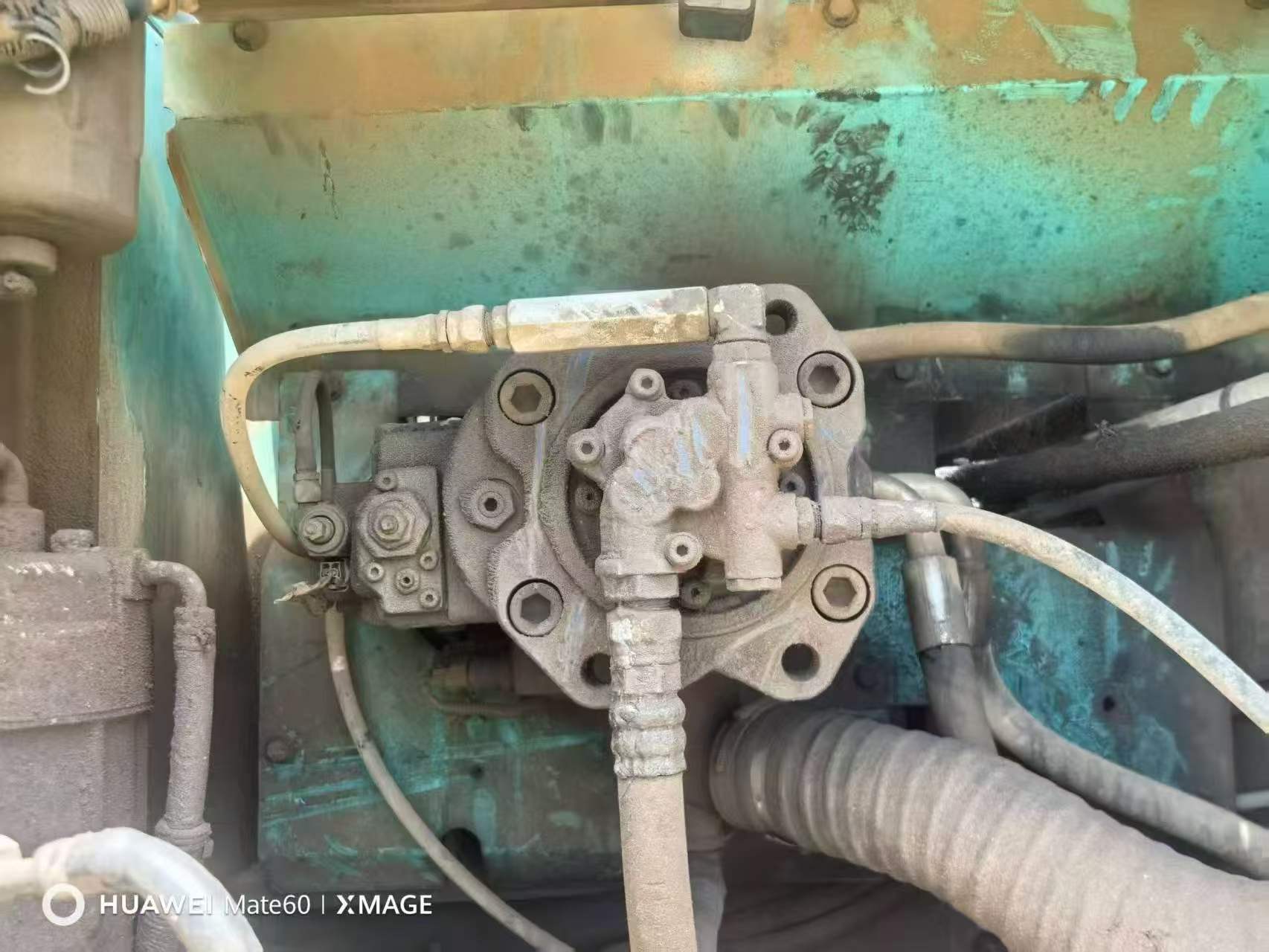 شراء حفارة Kobelco SK260LC-8 مستعملة / 4