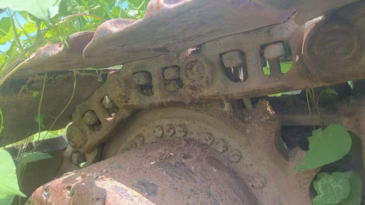 Compre Excavadora Hyundai R215-7C Usada / 4