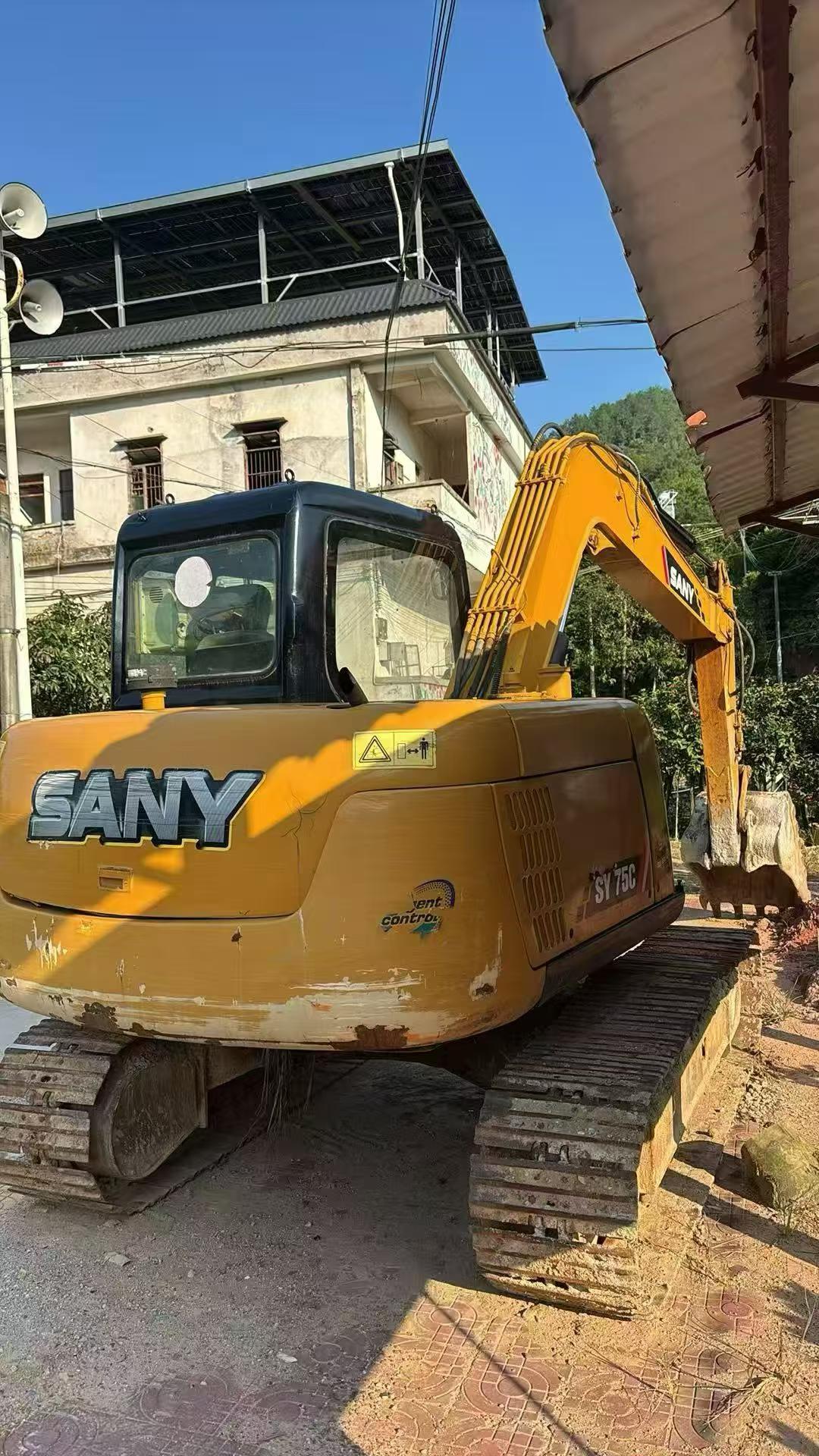 Купить Sany SY75 Подержанный Экскаватор