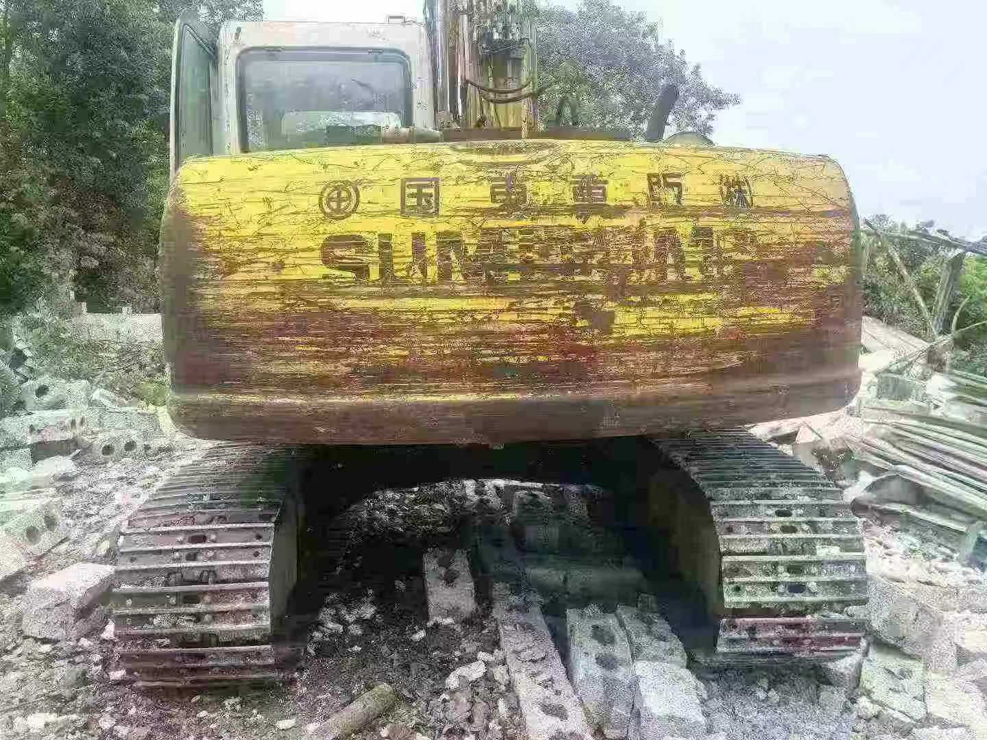 Compre Excavadora Sumitomo SH120 Usada / 2 Compre Excavadora Sumitomo SH120 Usada / 2