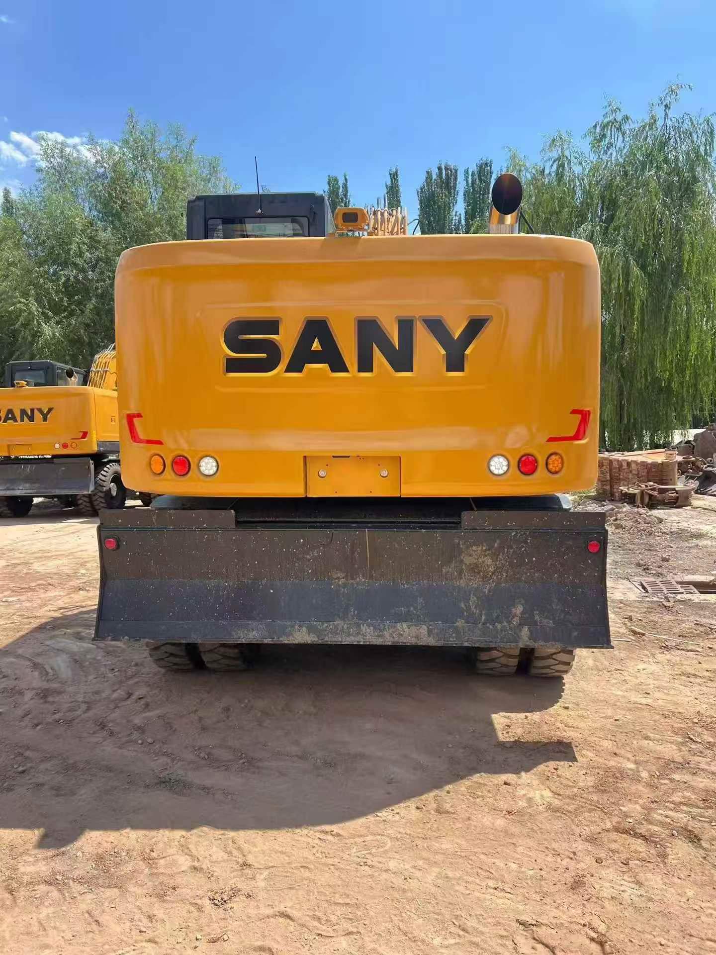 Buy Sany SY155C Used Excavator / 5