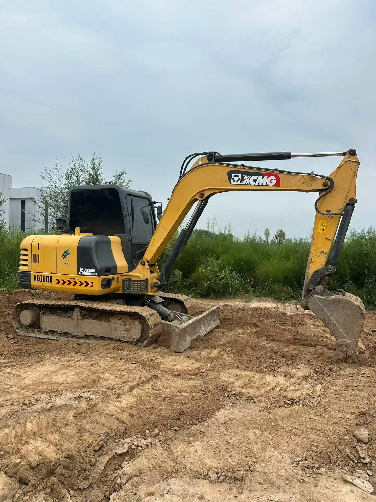 Buy XCMG XE60 Used Excavator / 2 Buy XCMG XE60 Used Excavator / 2